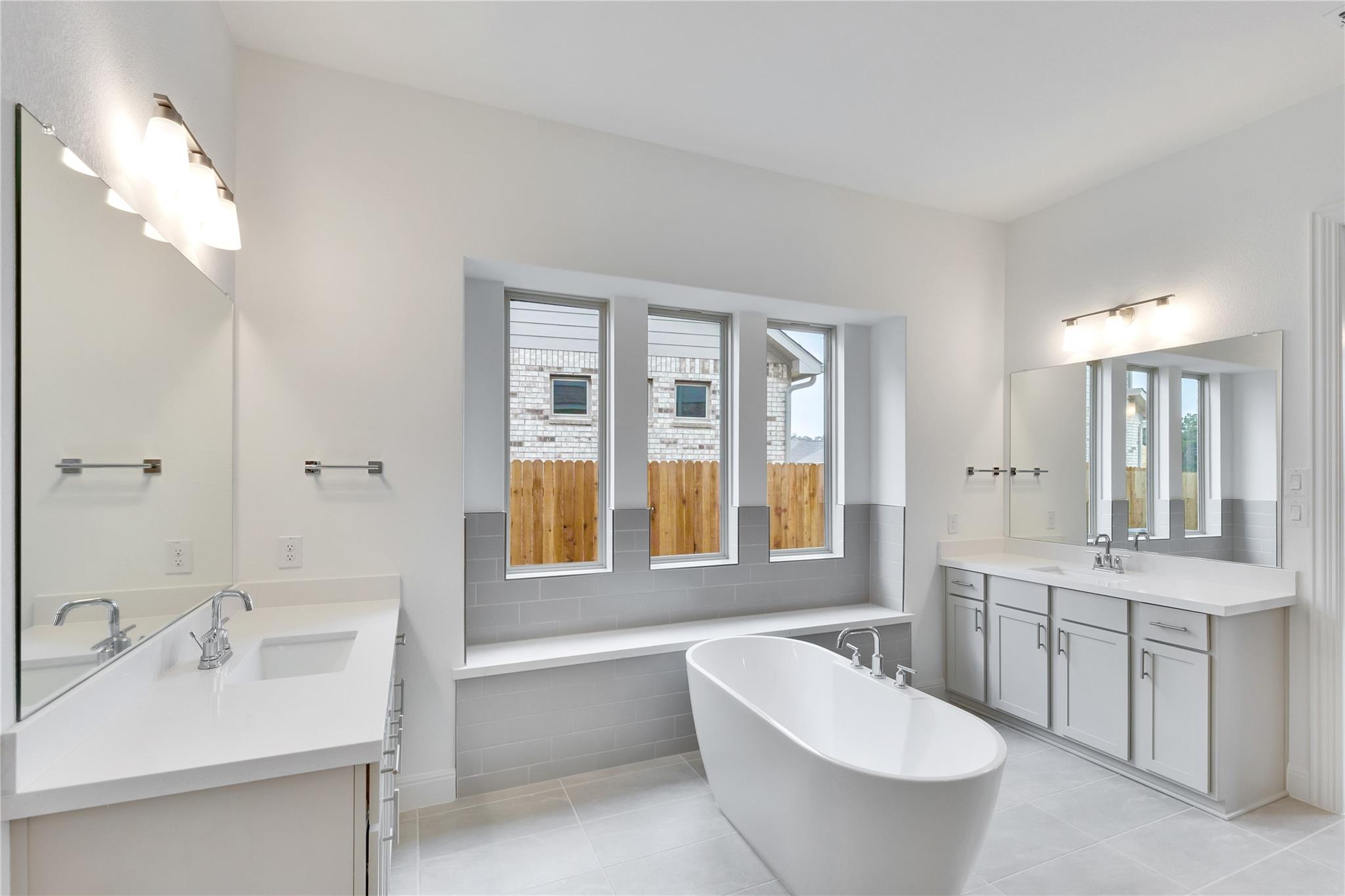 1733 Scenic Heights Trl Property Photo 9