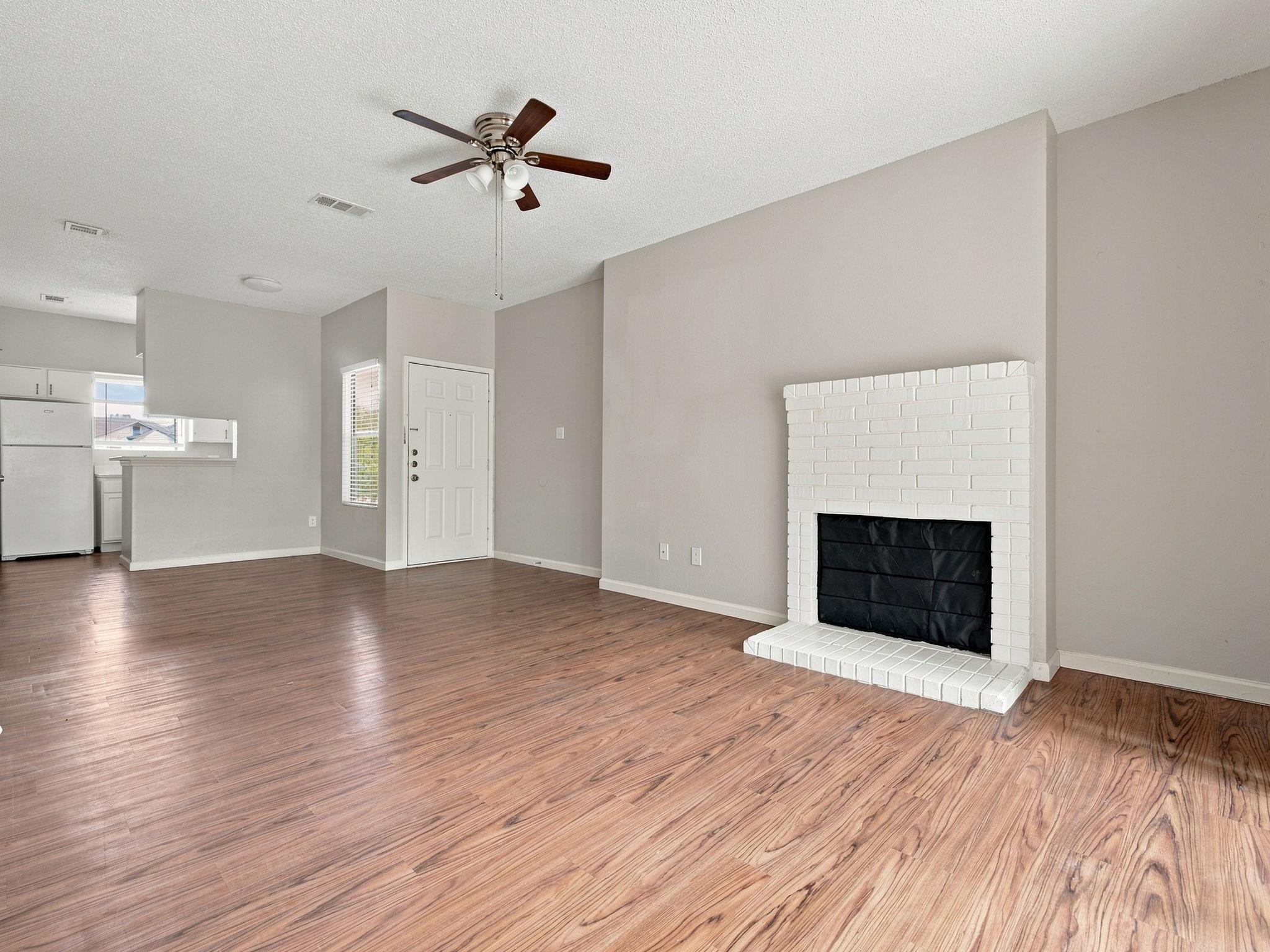 9507 Kempler Dr #d Property Photo 9