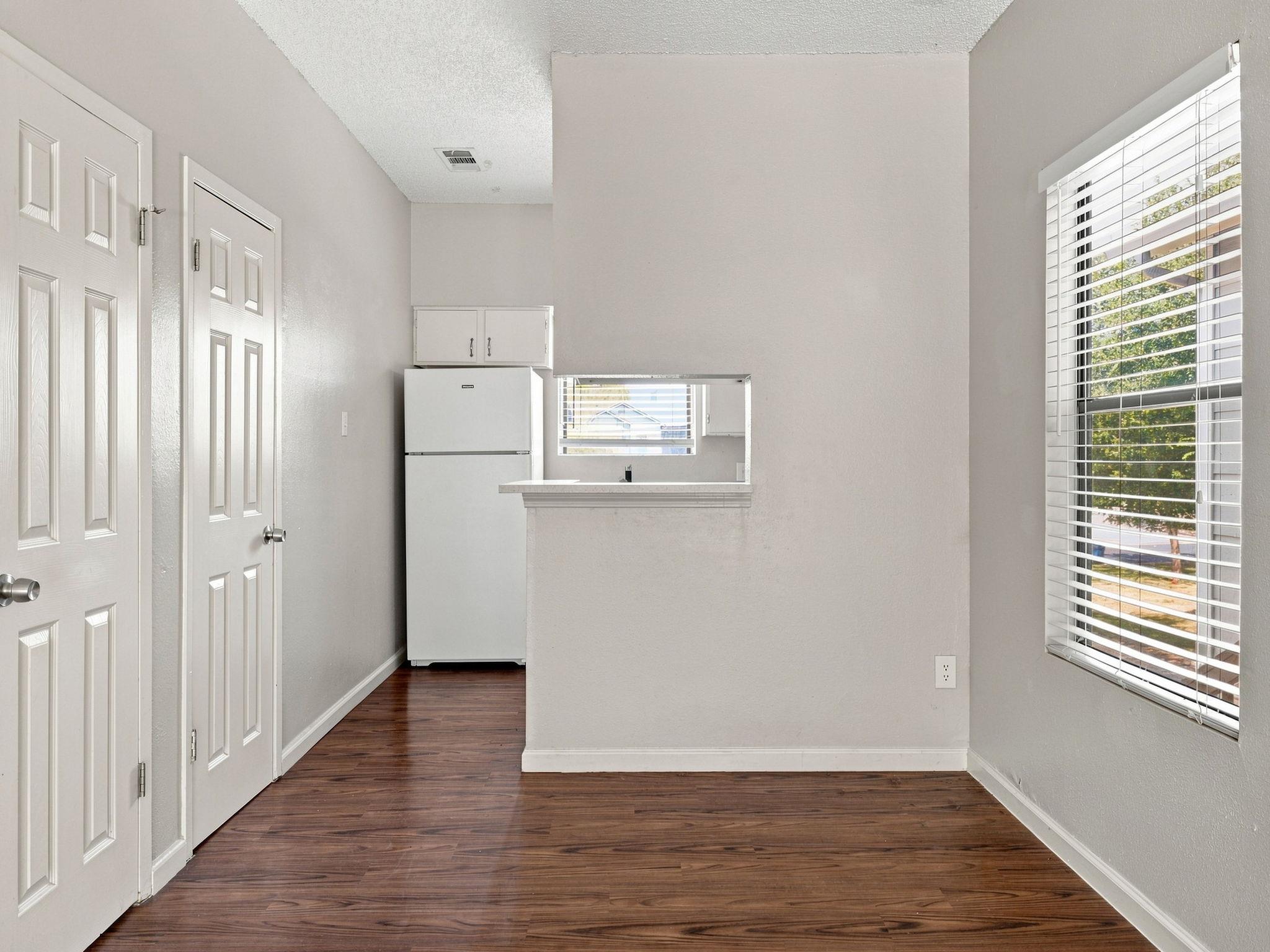 9507 Kempler Dr #d Property Photo 12