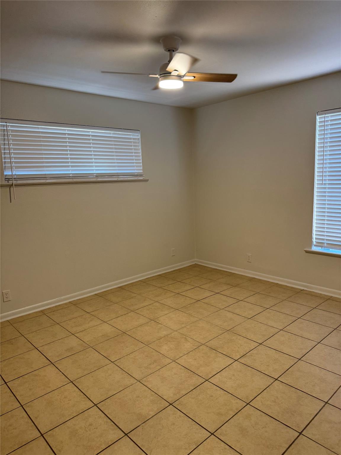 42 Waller St Property Photo 10