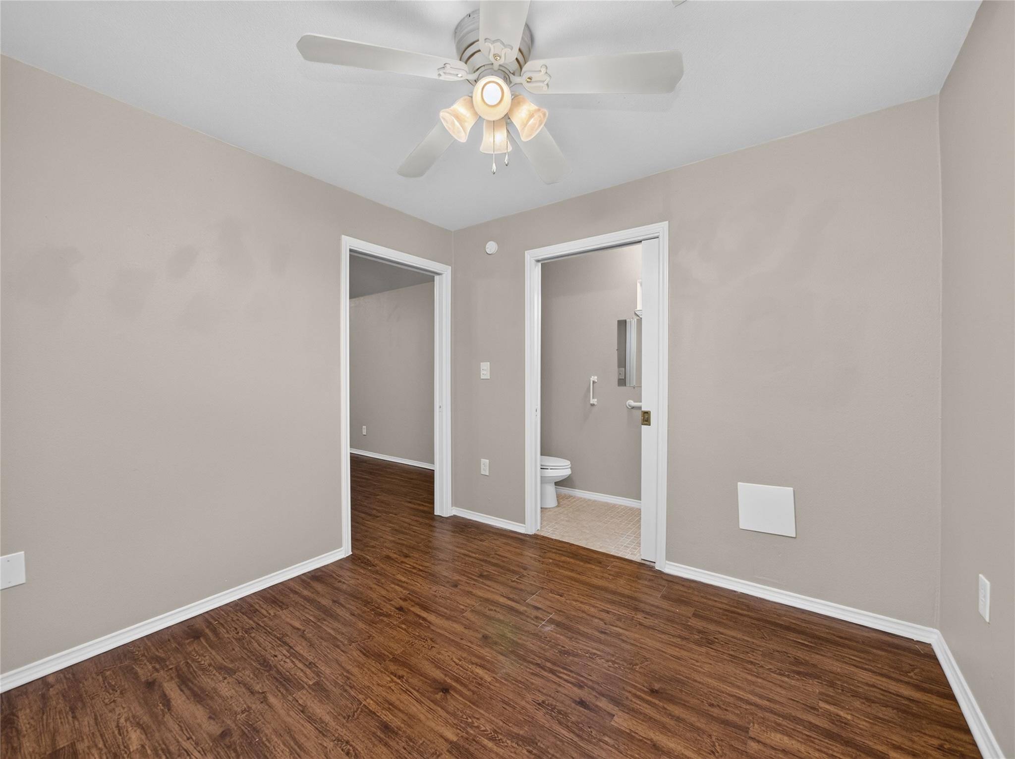 604 Greenslope Cir Property Photo 29