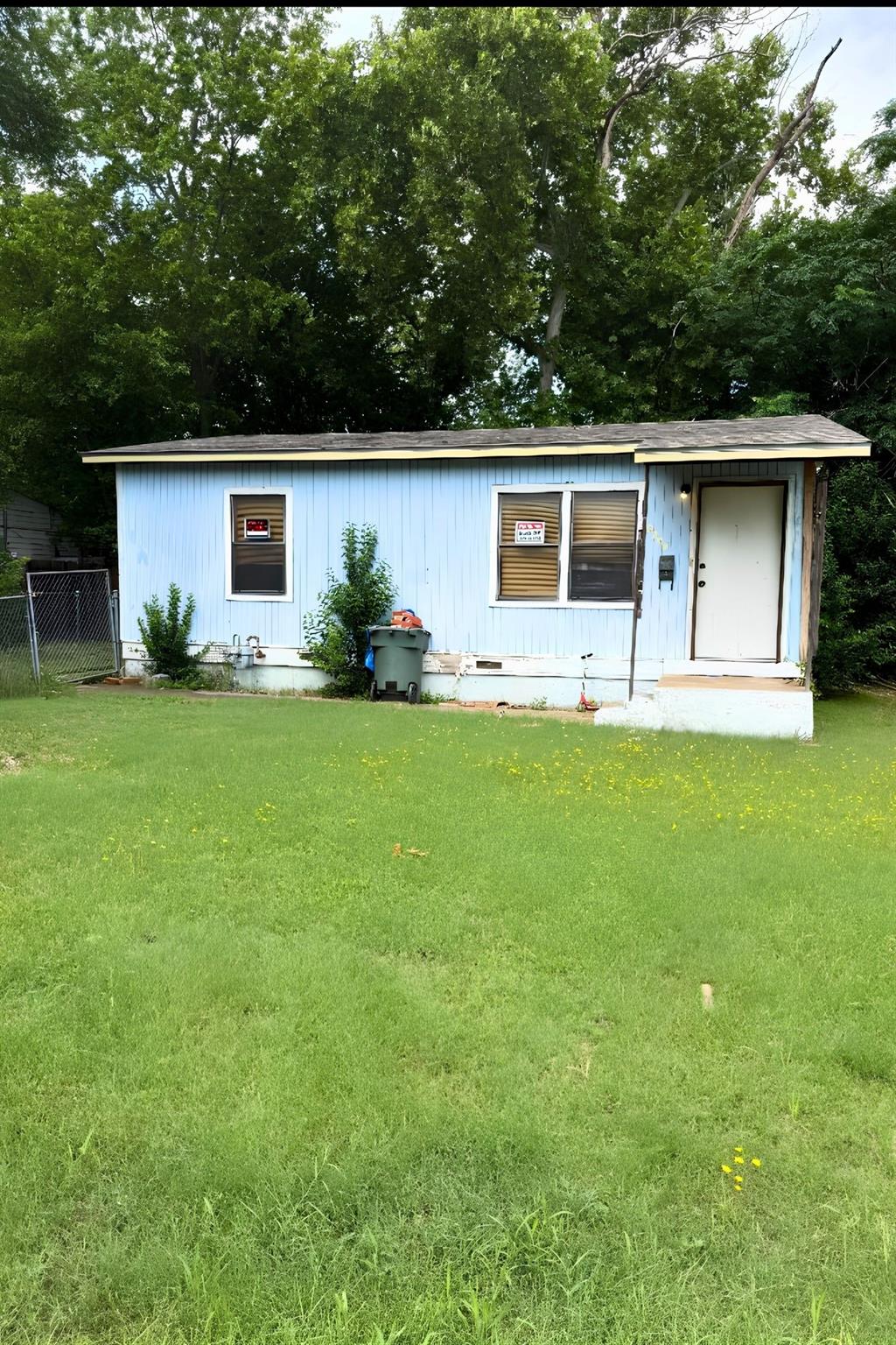 1013 S 6th St Property Photo 1
