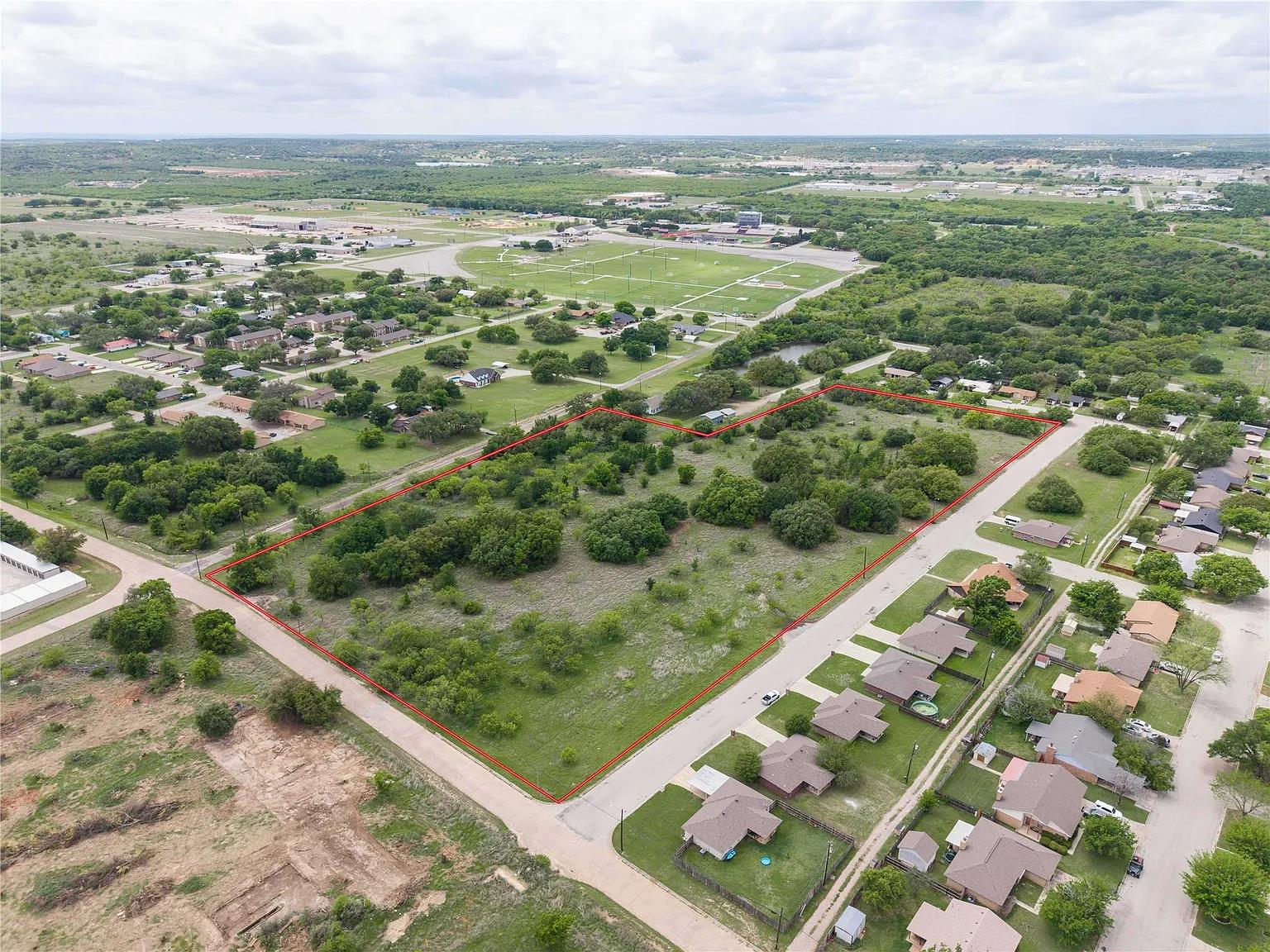 2103 Mustang Dr