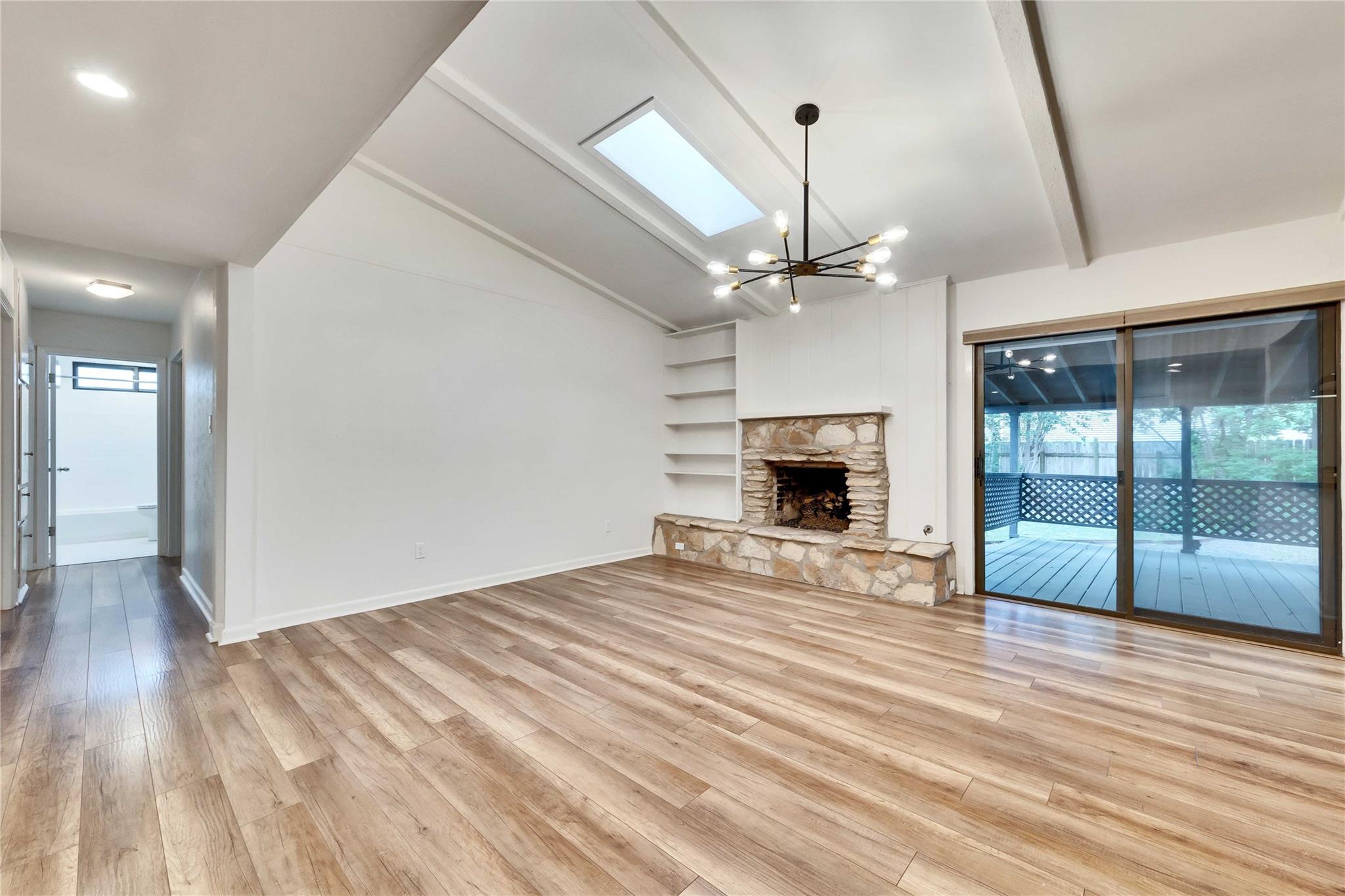 411 Chihuahua Trl Property Photo 10