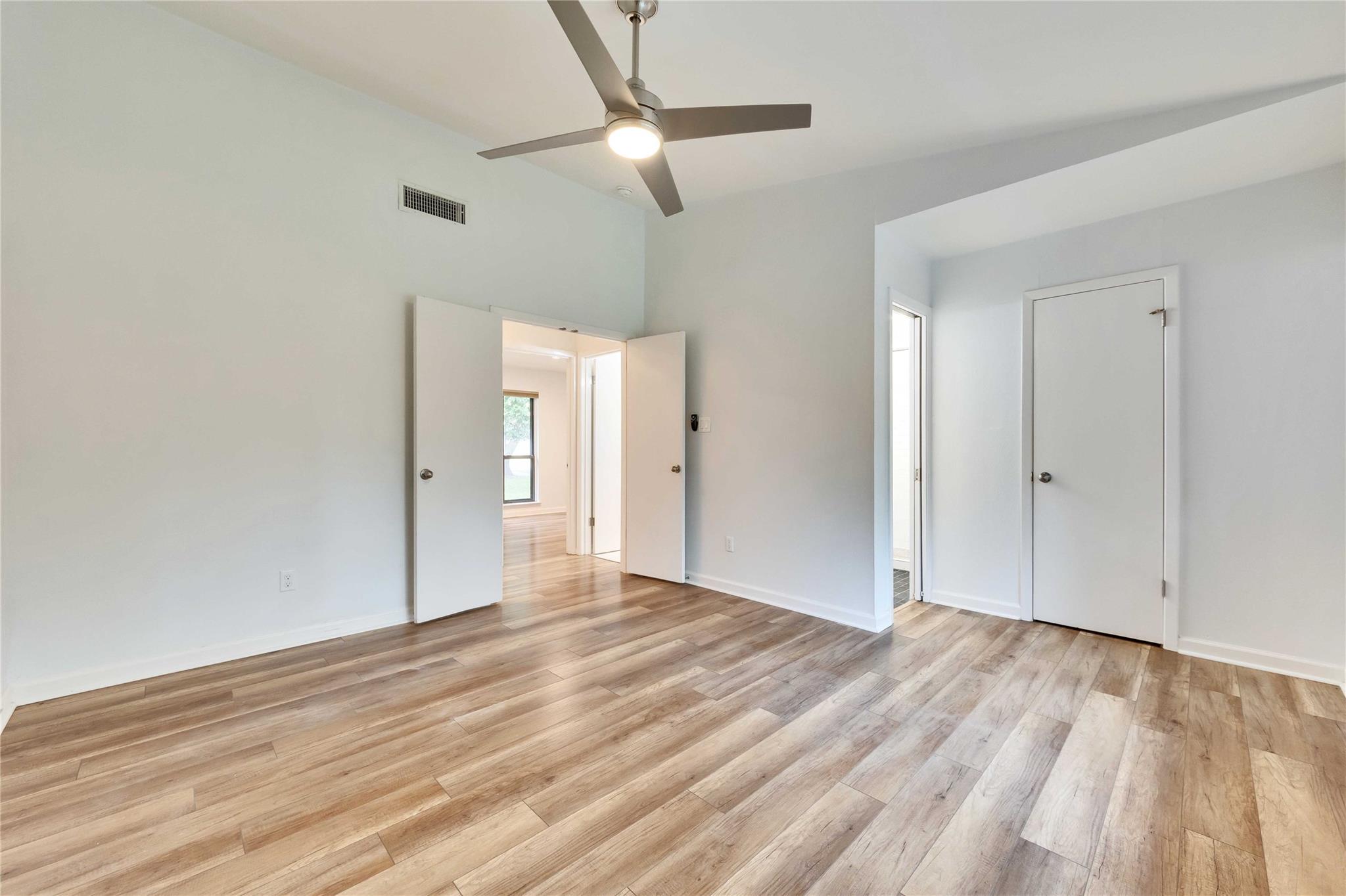 411 Chihuahua Trl Property Photo 11