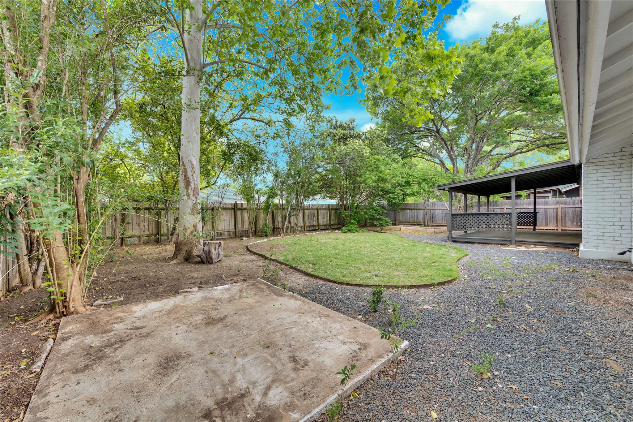 411 Chihuahua Trl Property Photo 21
