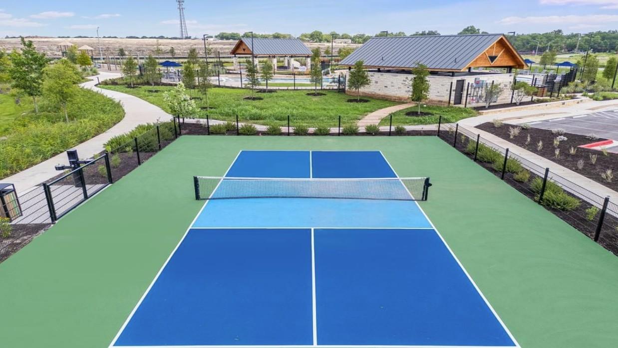 1409 Purple Martin Dr Property Photo 24