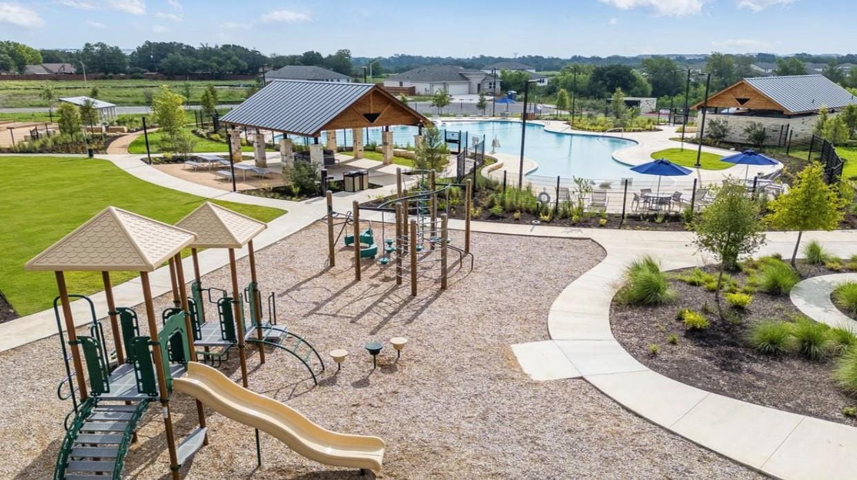 1409 Purple Martin Dr Property Photo 26