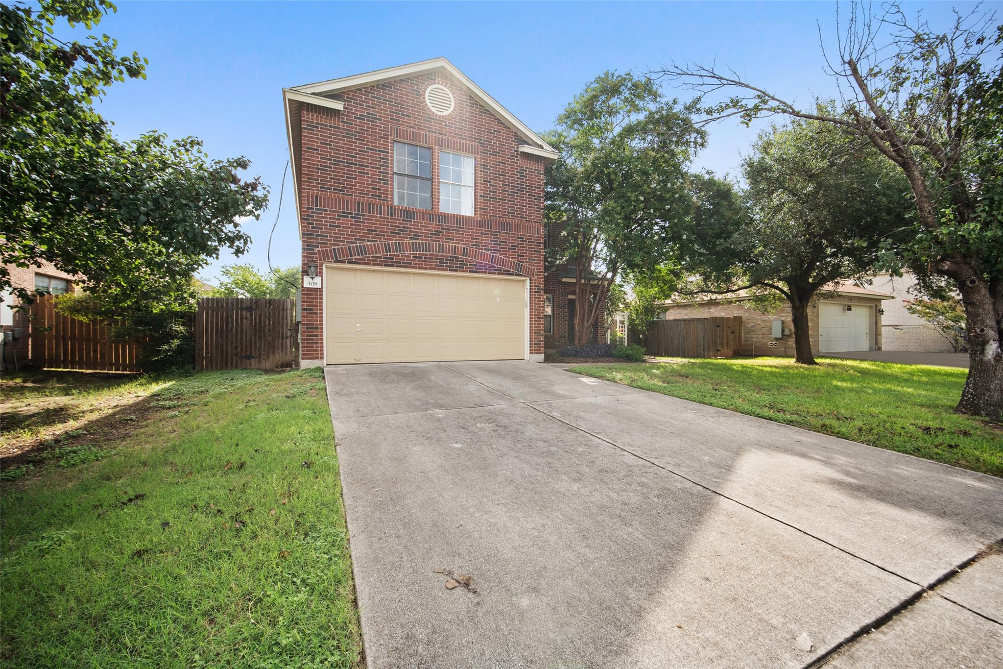 308 Sunny Brook Dr Property Photo 2