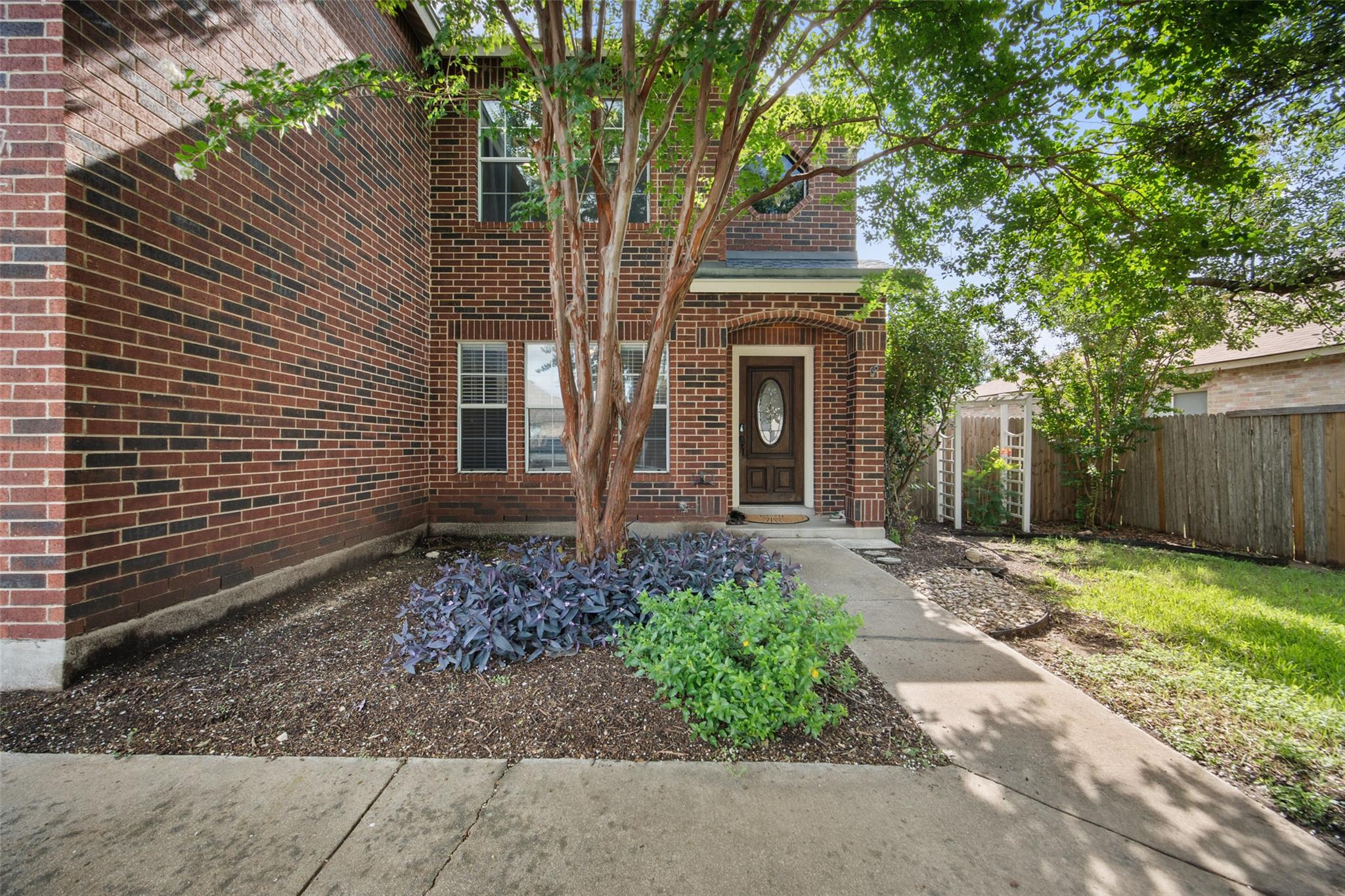 308 Sunny Brook Dr Property Photo 3
