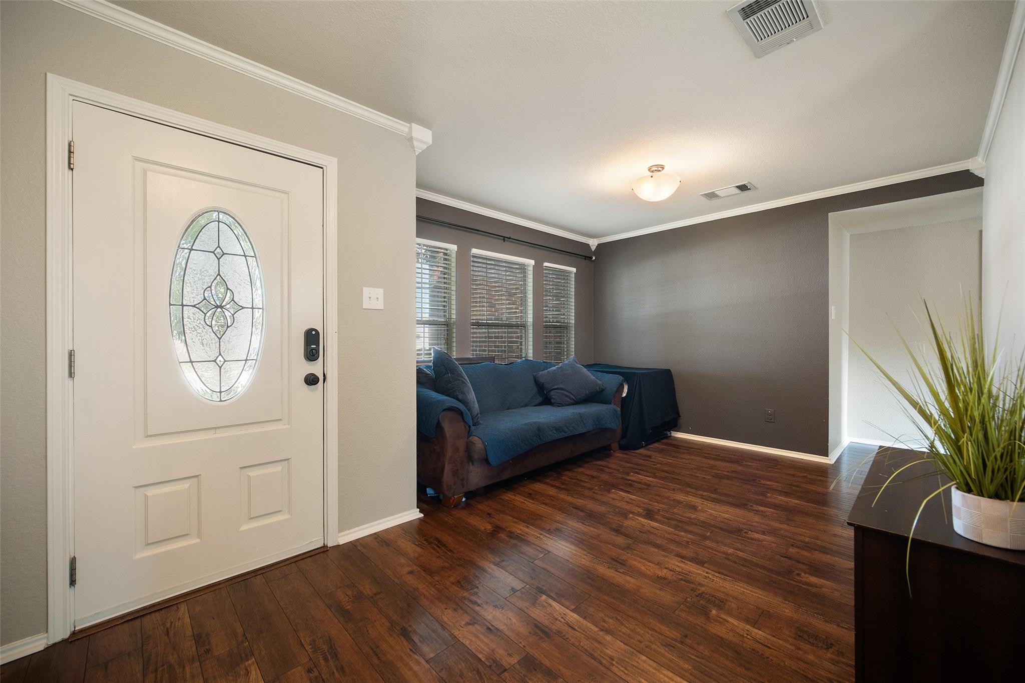 308 Sunny Brook Dr Property Photo 4
