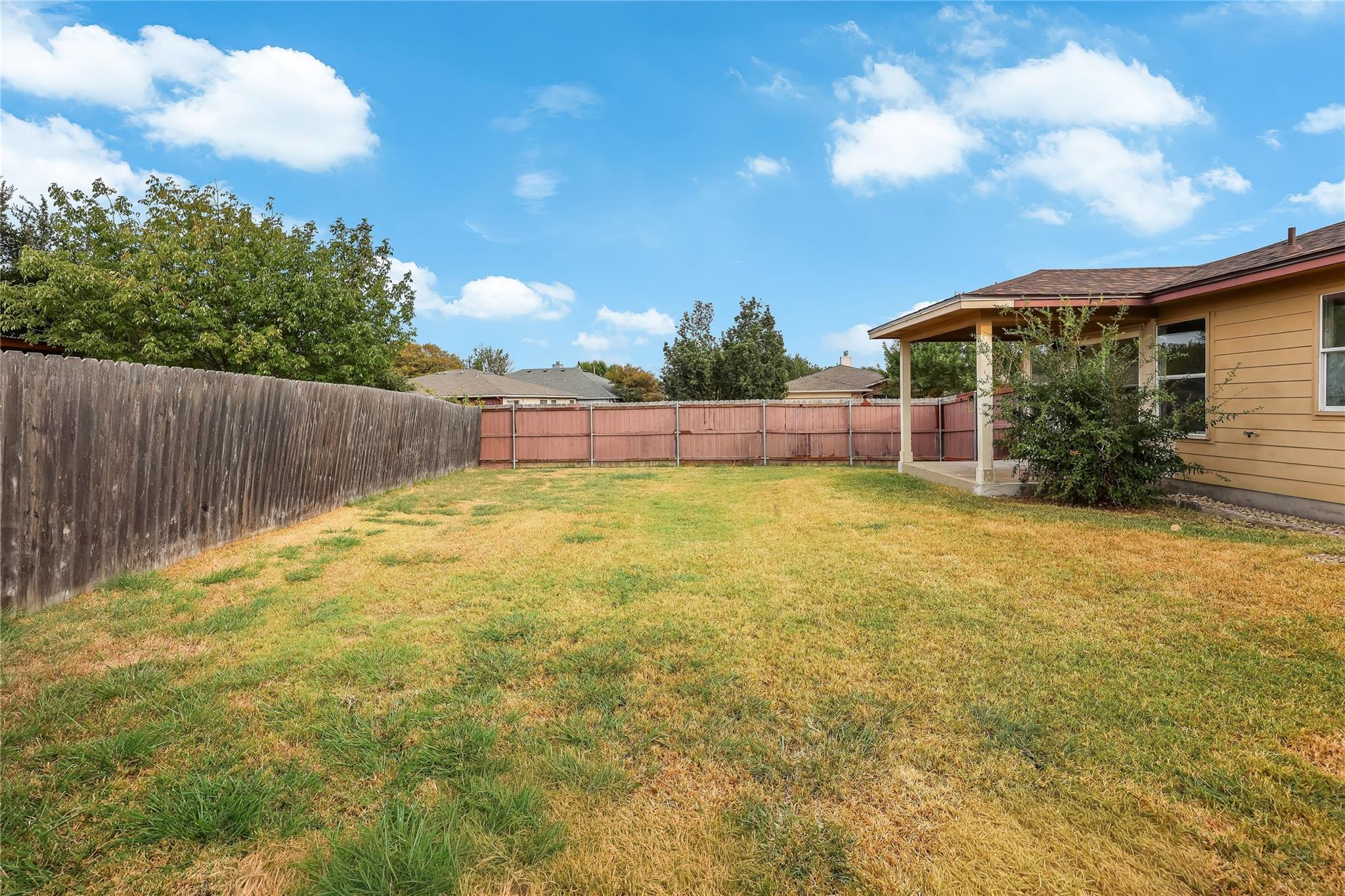 3800 Hickox Dr Property Photo 32