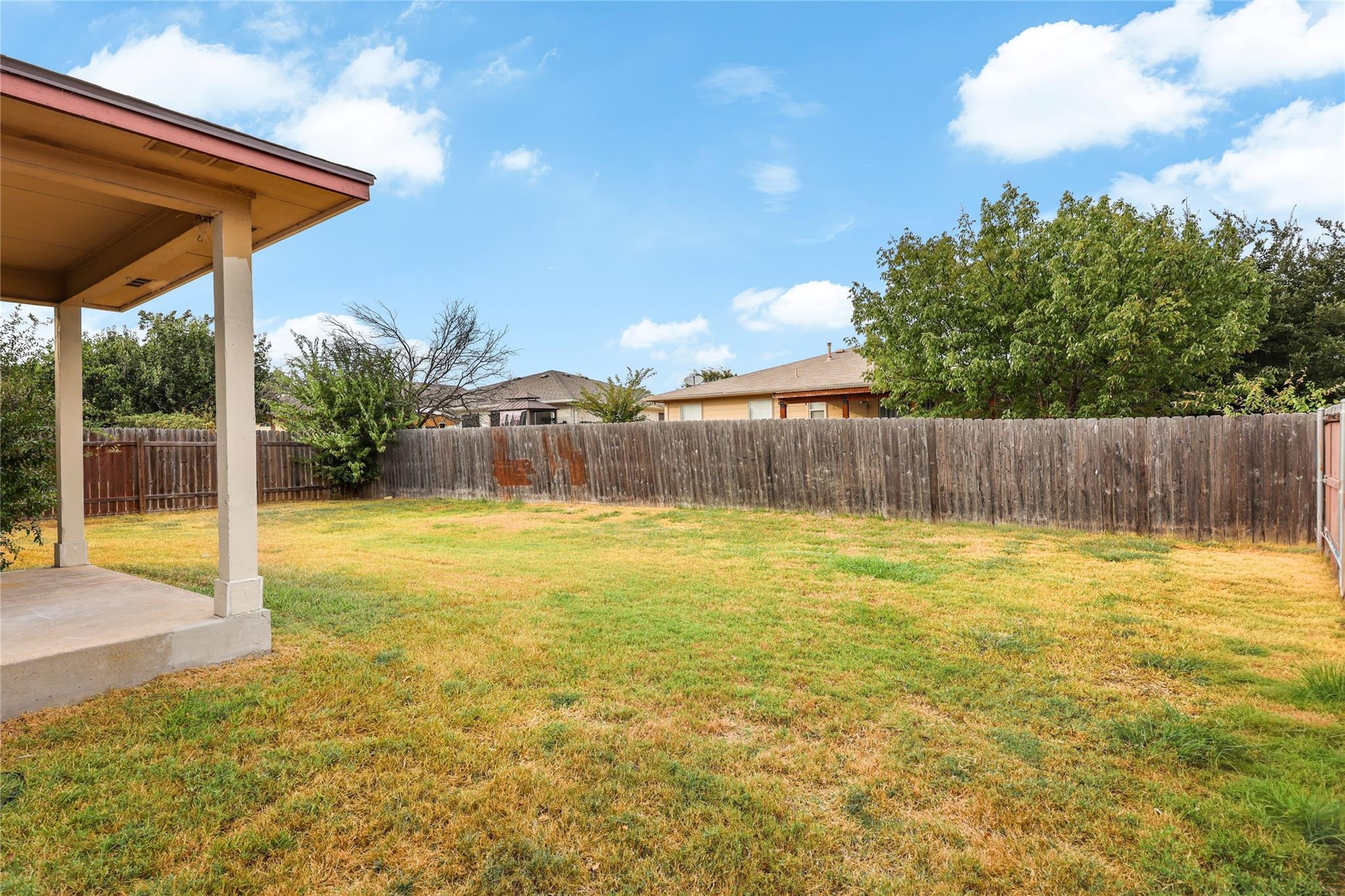 3800 Hickox Dr Property Photo 34