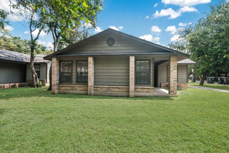 1102-1104-1106 Academy St Property Photo 2