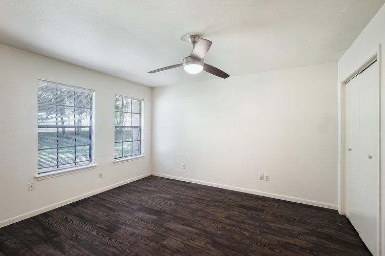 1102-1104-1106 Academy St Property Photo 14