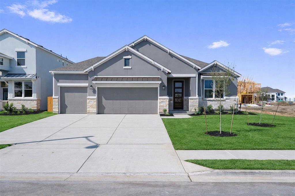 405 Stellar Wind Dr Property Photo 1
