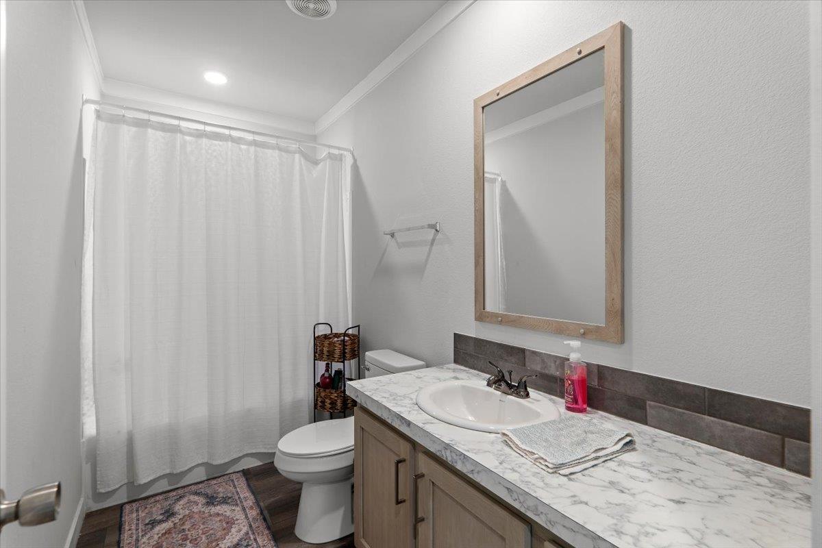 5040 County Road 320 None Property Photo 18