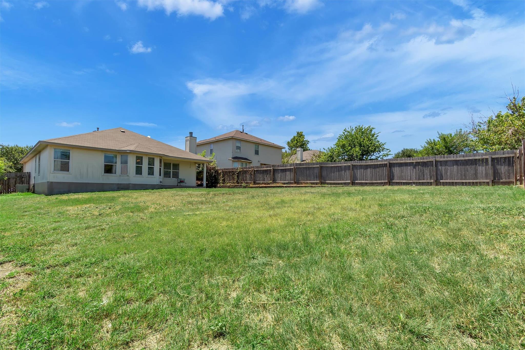 411 Estate Dr Property Photo 29