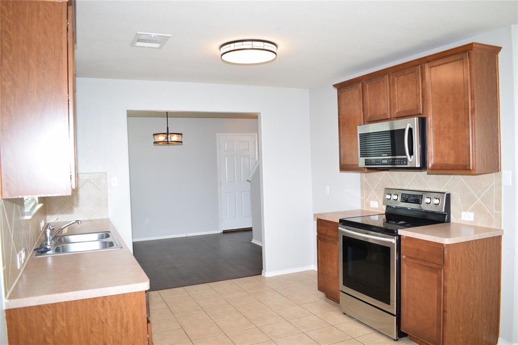375 Housefinch Loop Property Photo 7