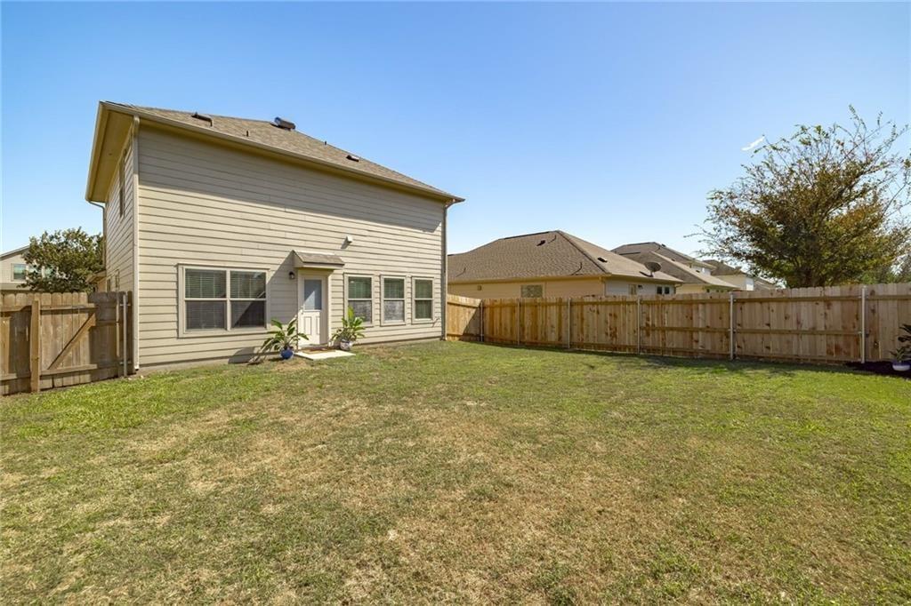 375 Housefinch Loop Property Photo 21