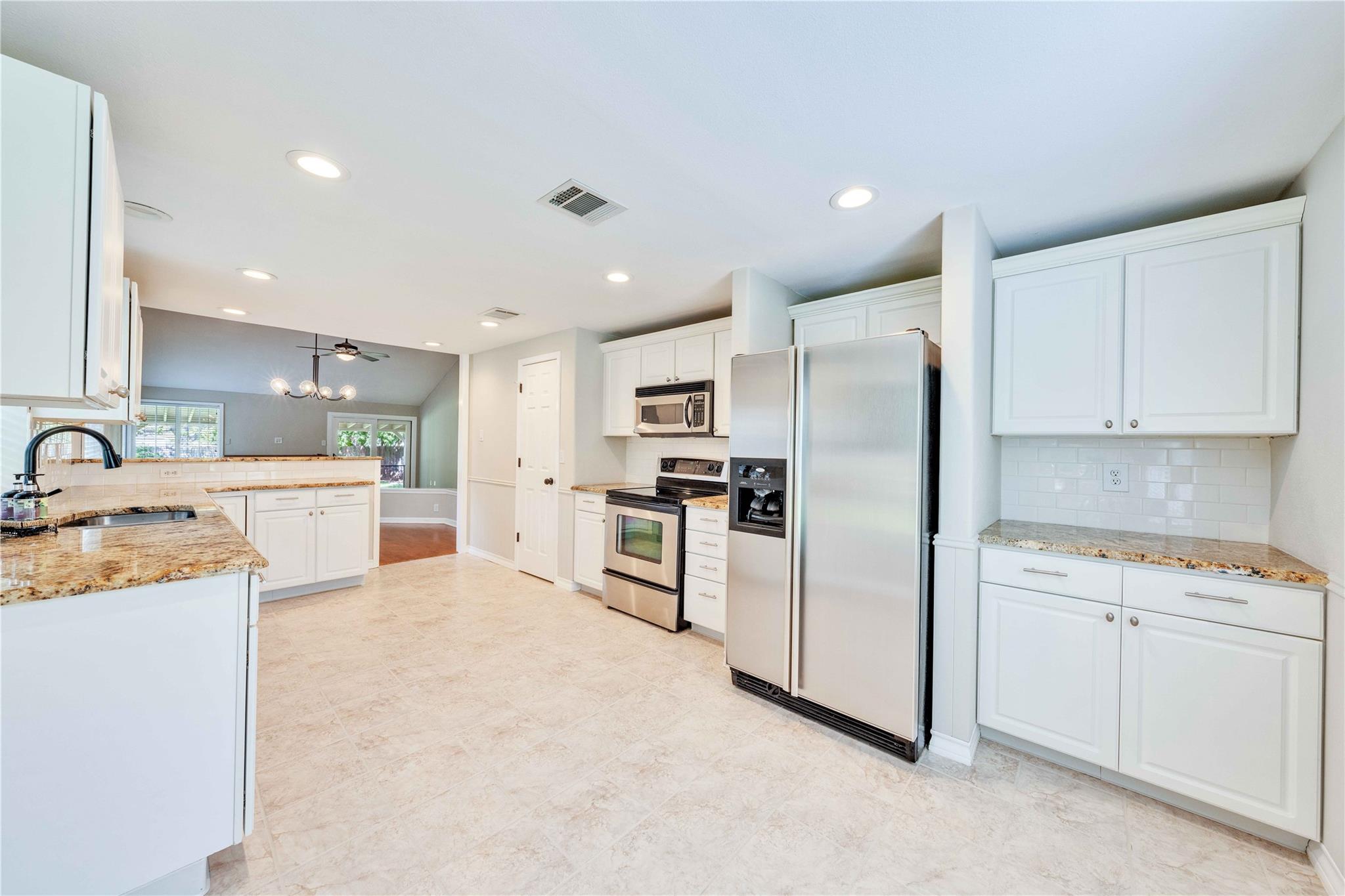 2608 Chowan Way Property Photo 8