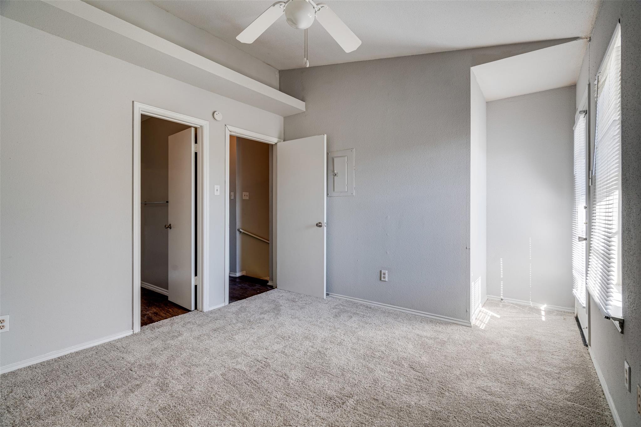 1830 River Crossing Cir #b Property Photo 15