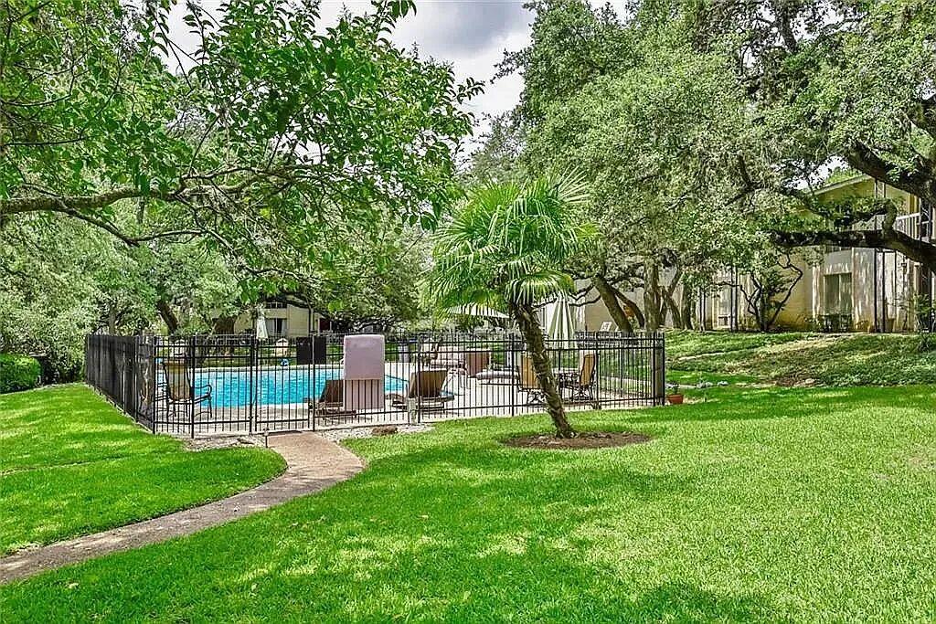 5320 Balcones Dr #a Property Photo 19
