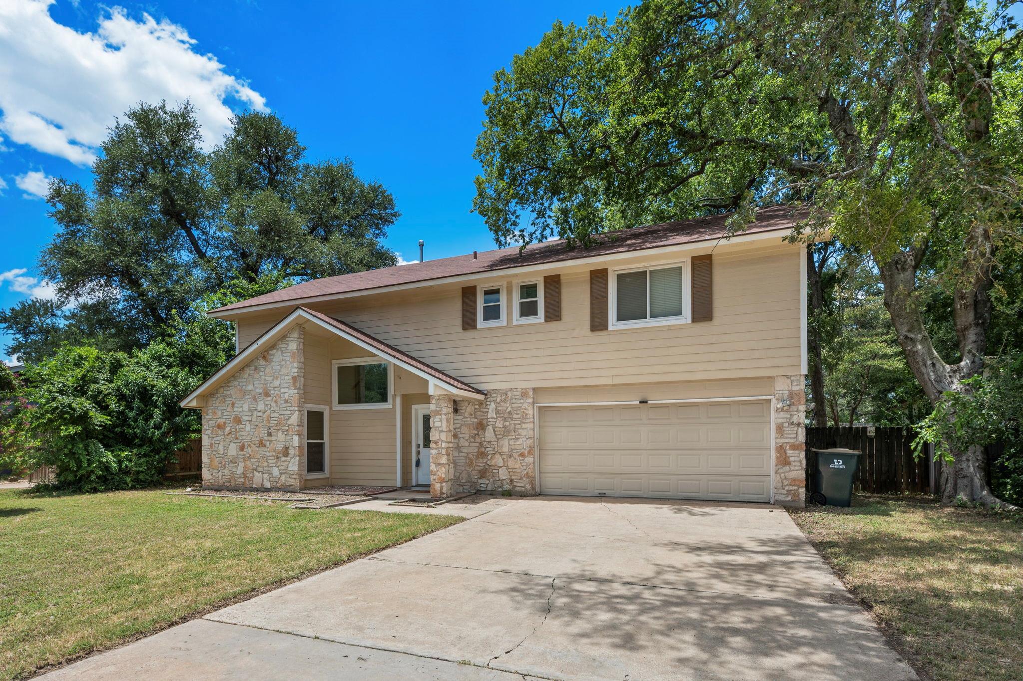 12410 Burlywood Trl Property Photo 2