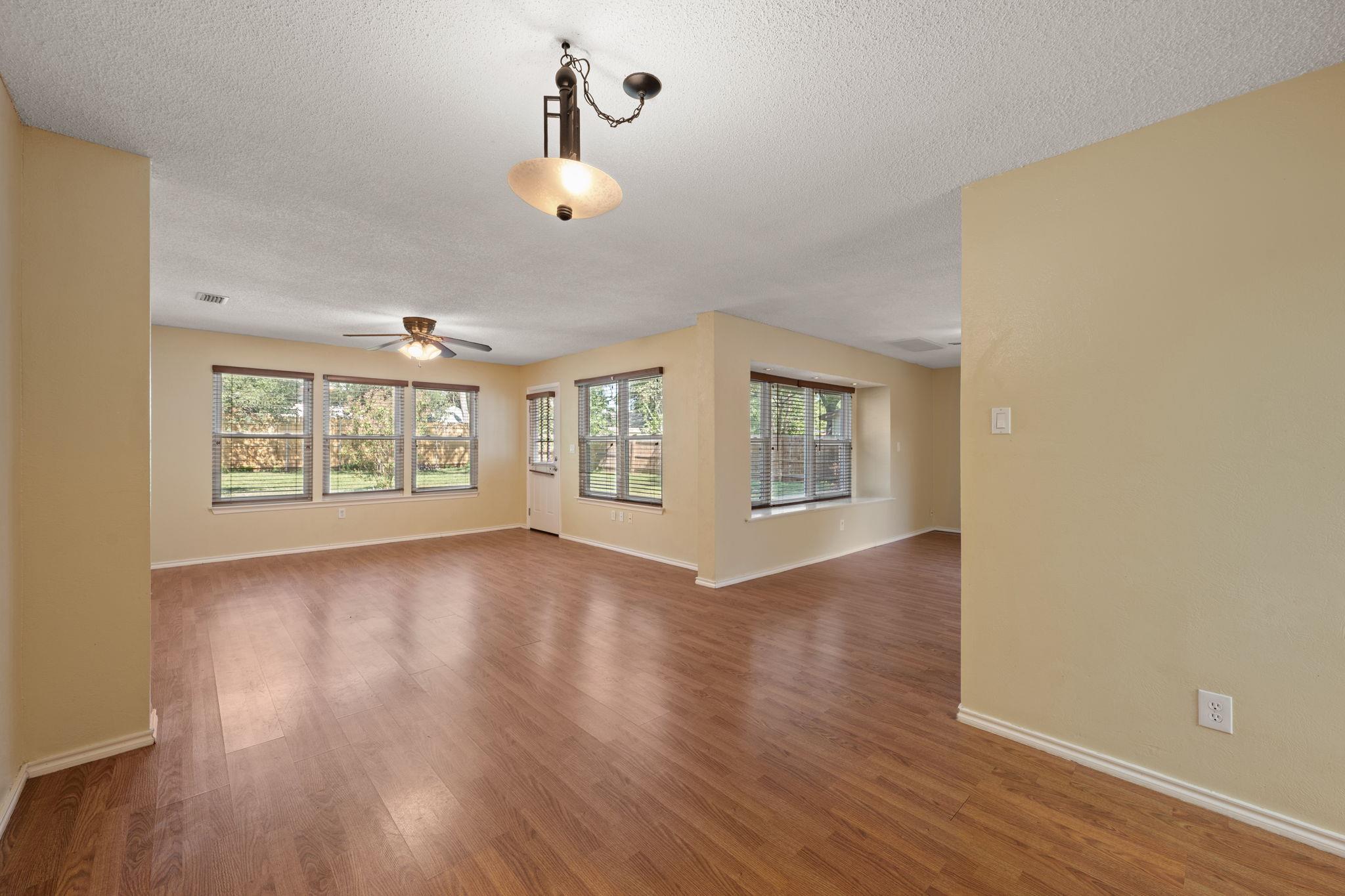 12410 Burlywood Trl Property Photo 6