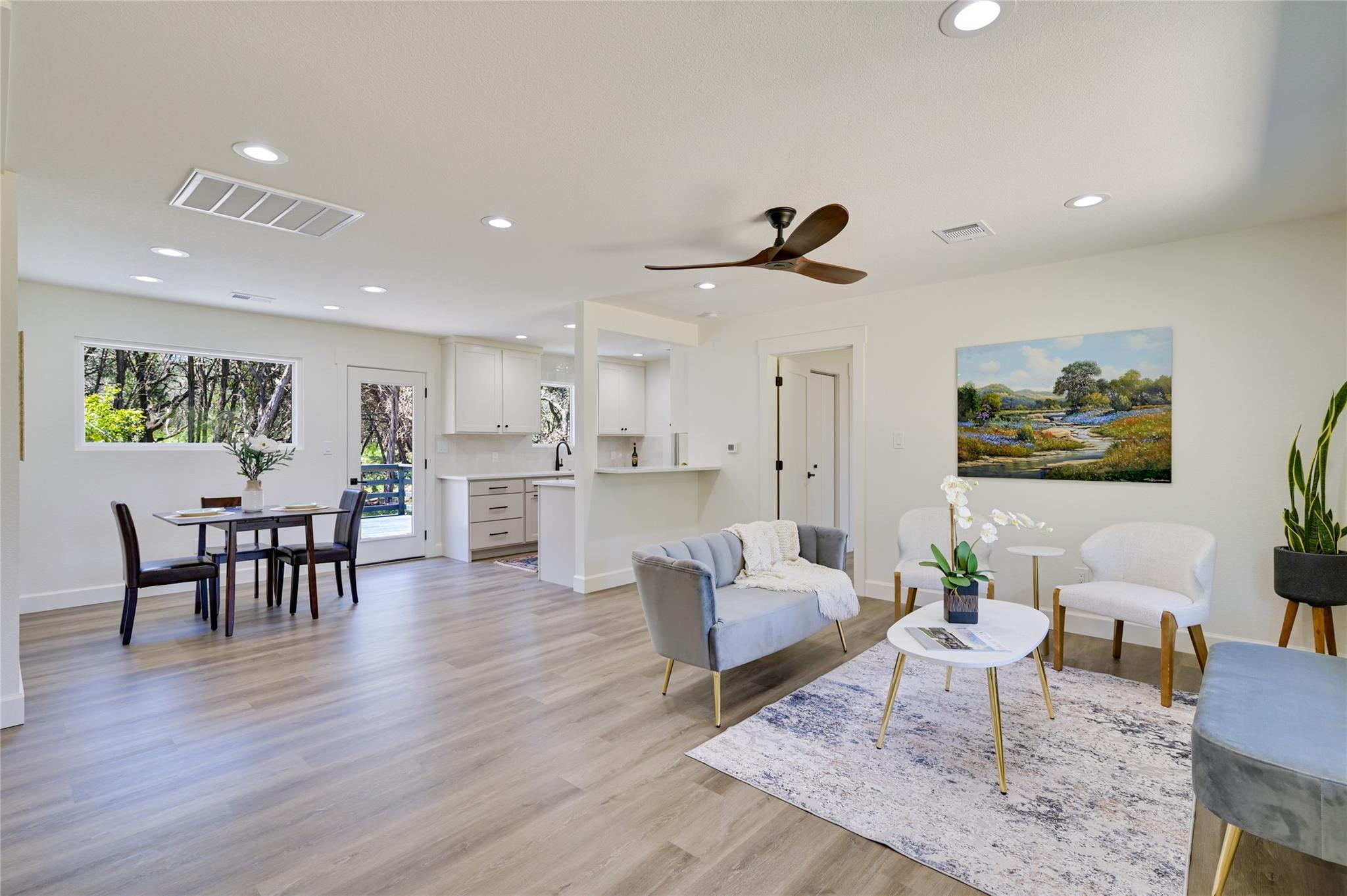 151 Star Thistle Trl Property Photo 4