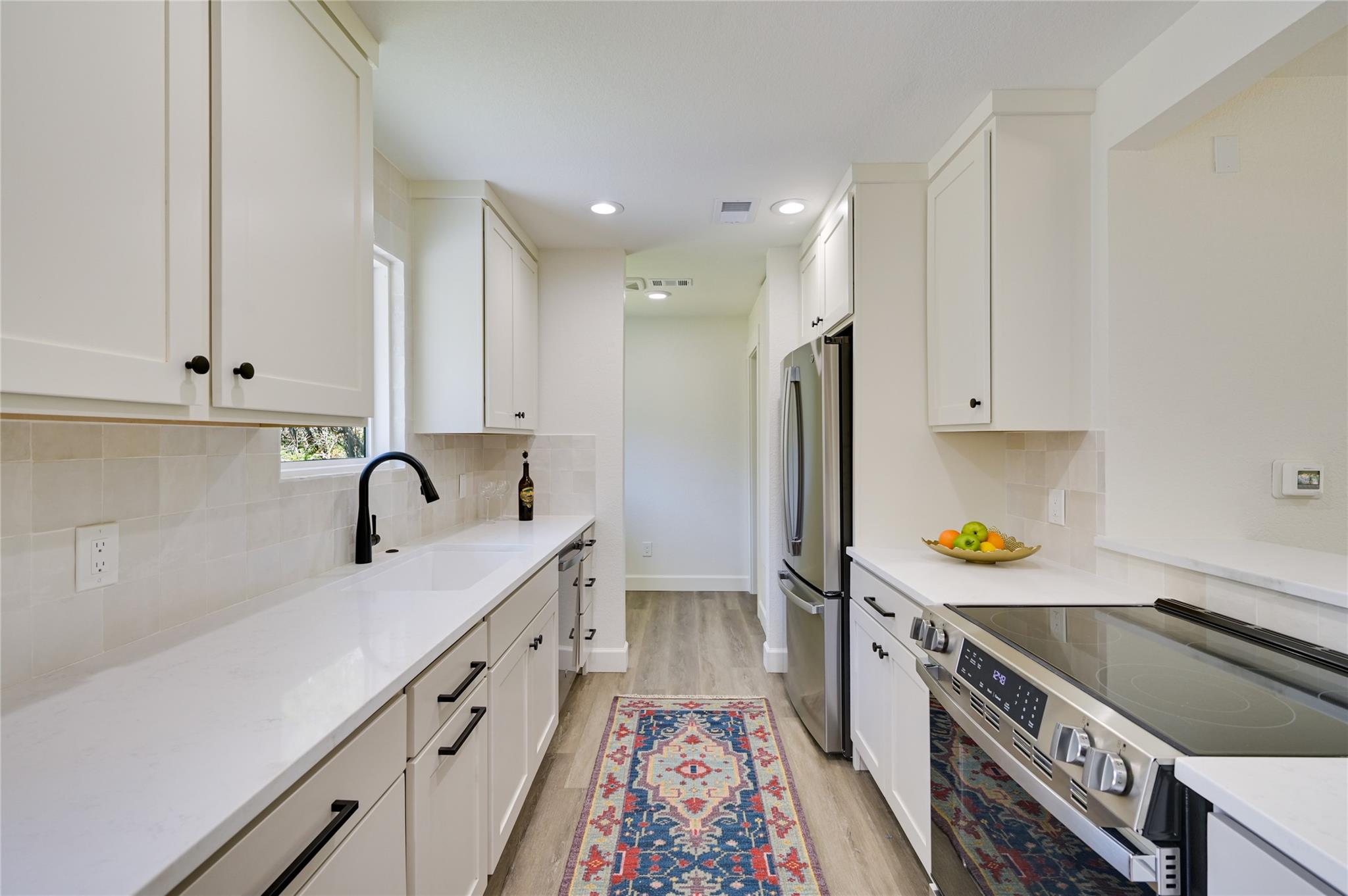 151 Star Thistle Trl Property Photo 6