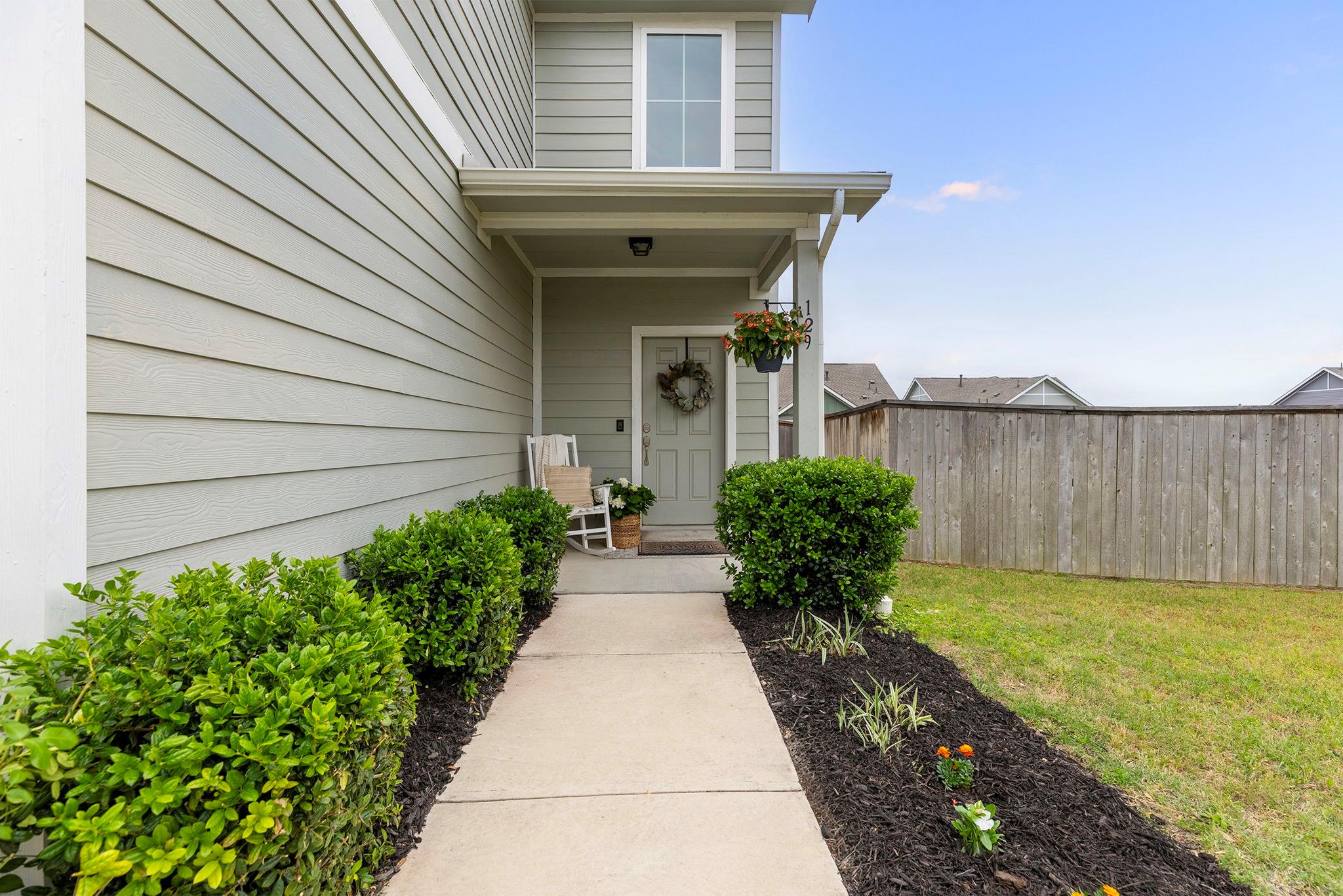 129 Wind Flower Ln Property Photo