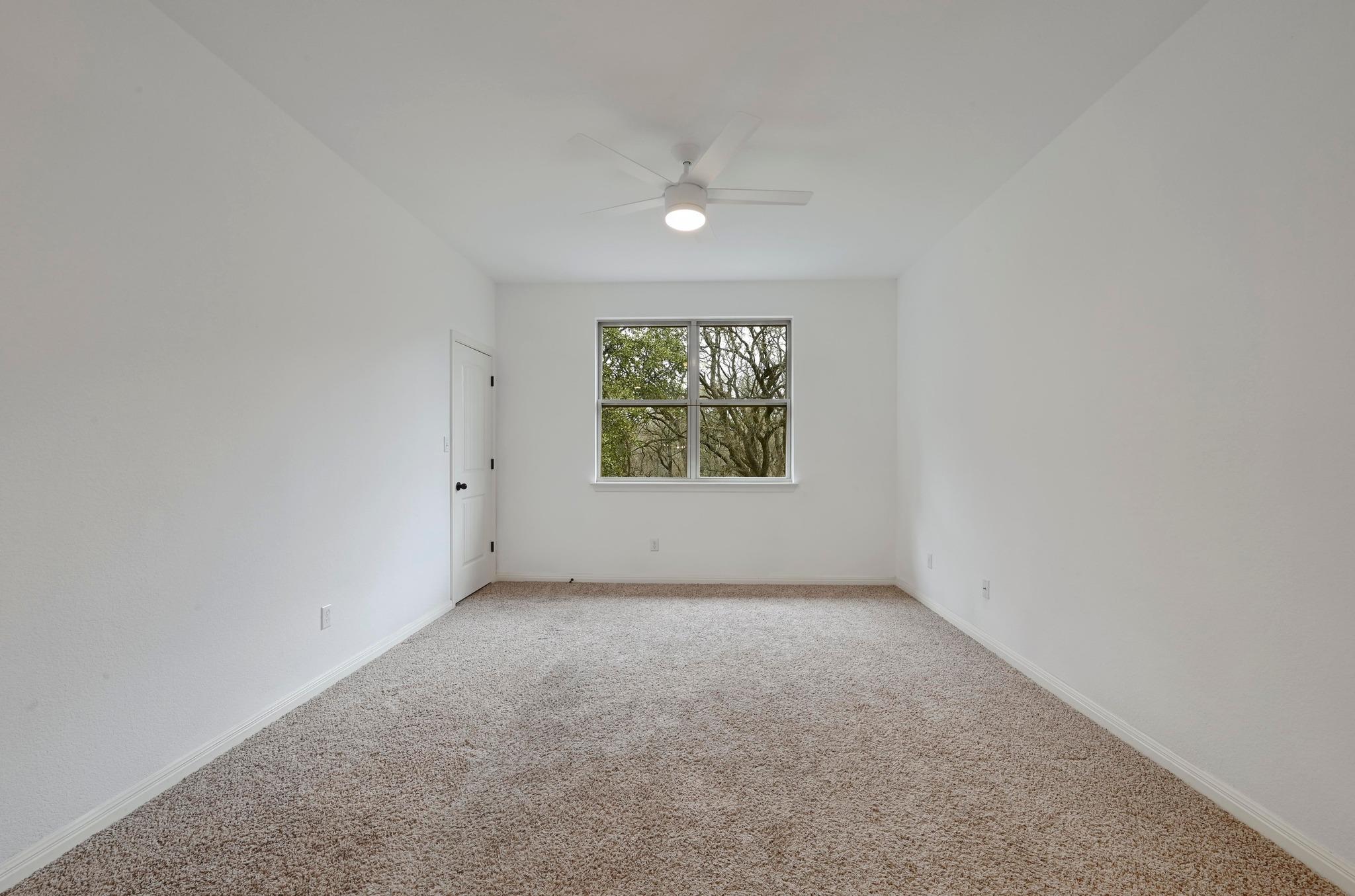 2304 Sully Creek Dr Property Photo 17
