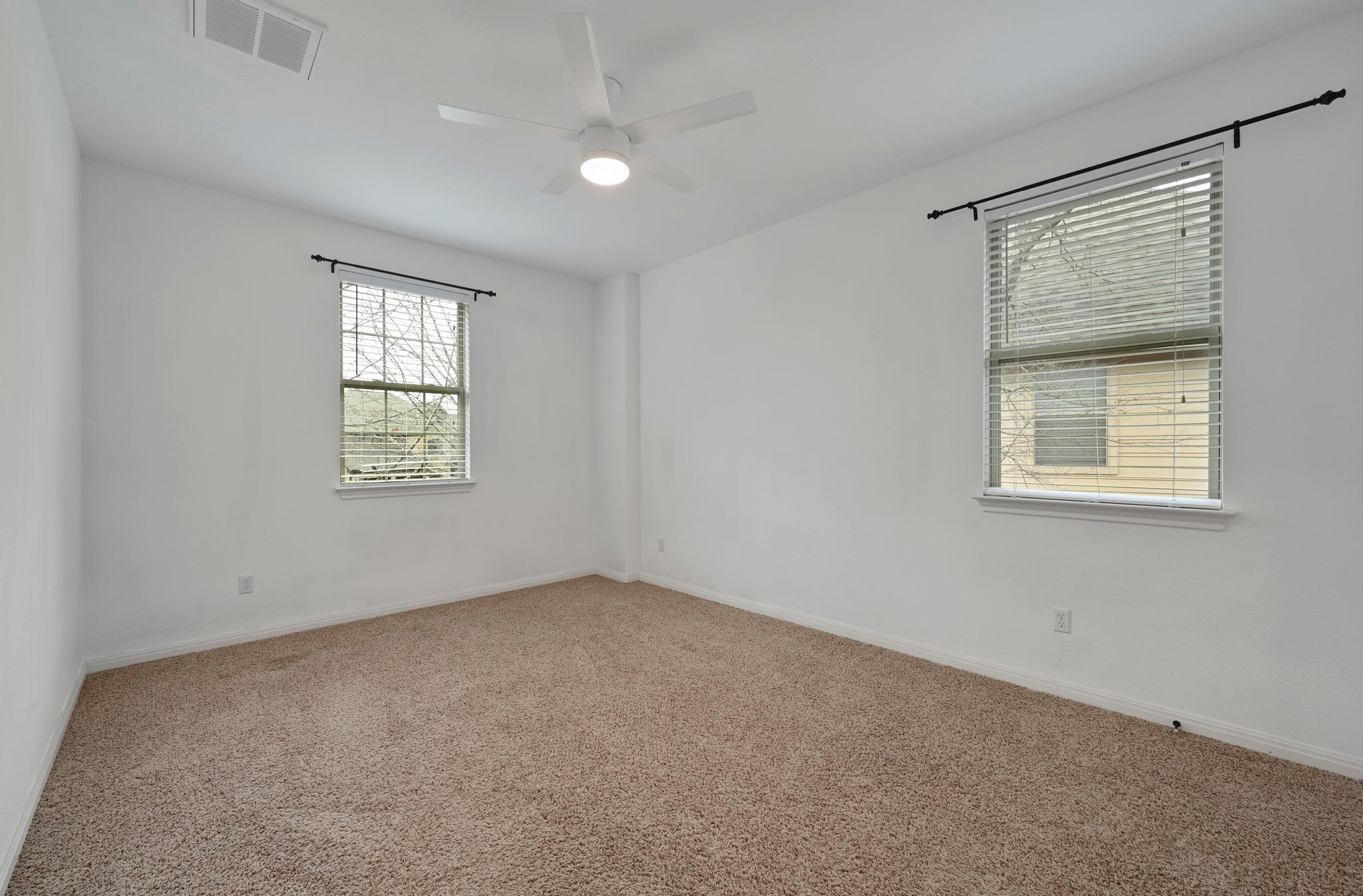 2304 Sully Creek Dr Property Photo 26