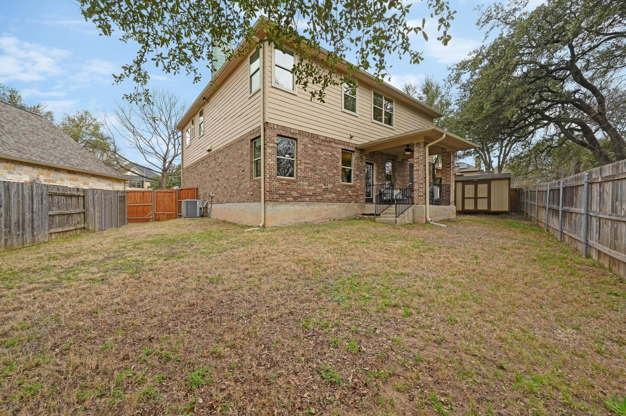 2304 Sully Creek Dr Property Photo 29