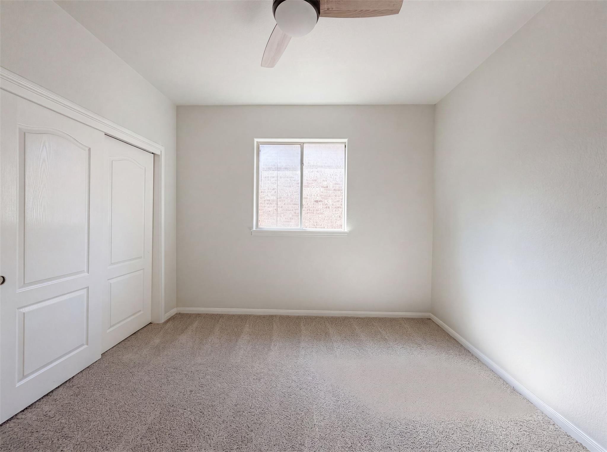 2404 Danciger Ln Property Photo 11