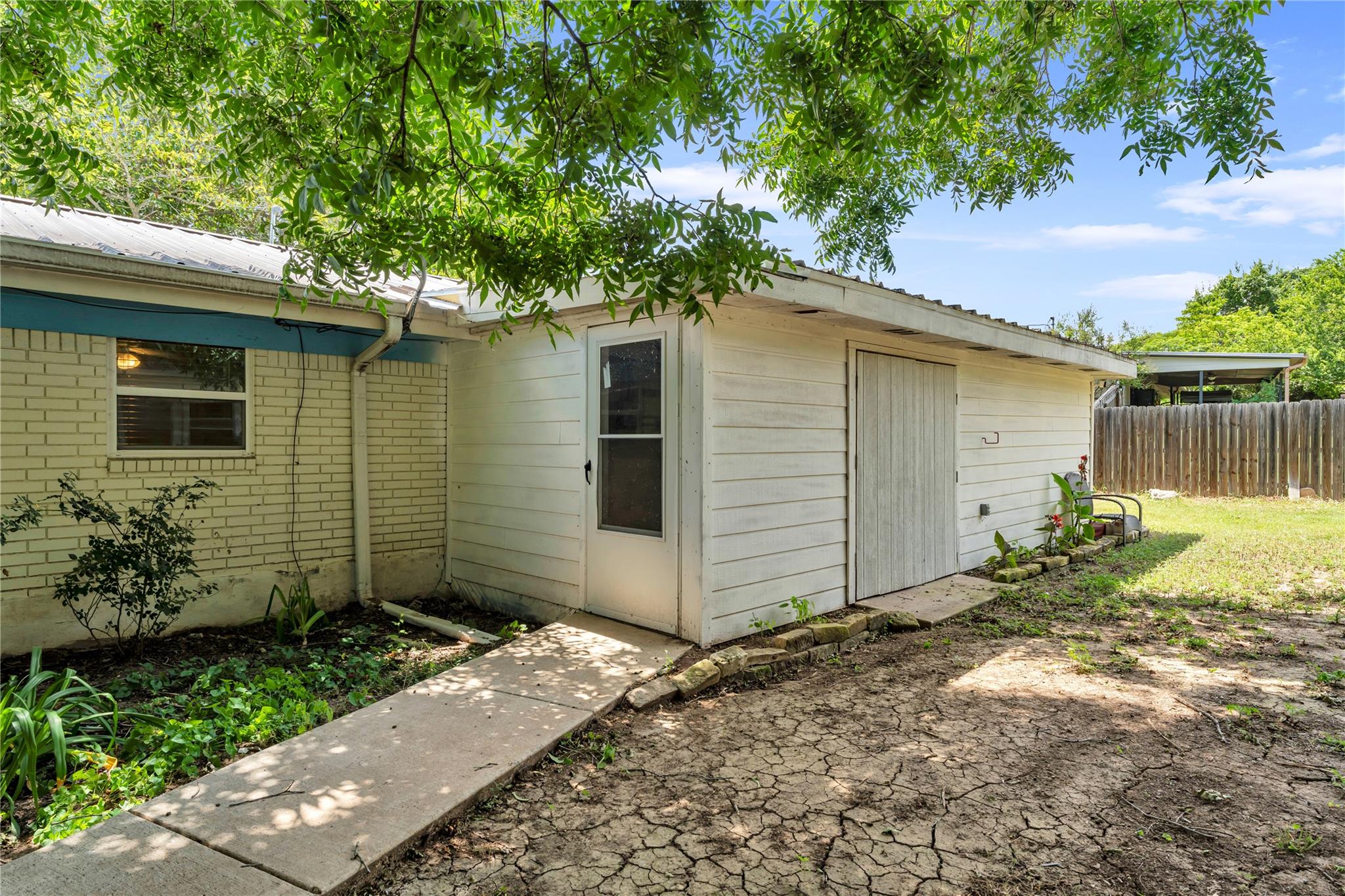 505 Chisum Trl Property Photo 18