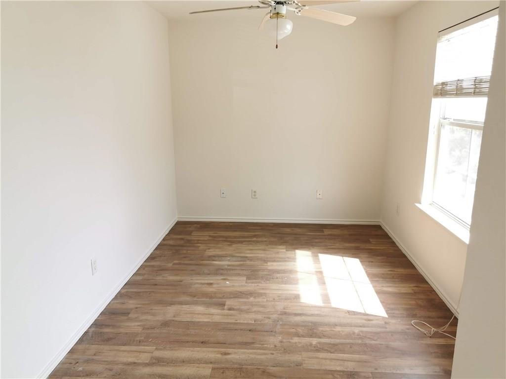 12100 Briarcreek Loop Property Photo 10
