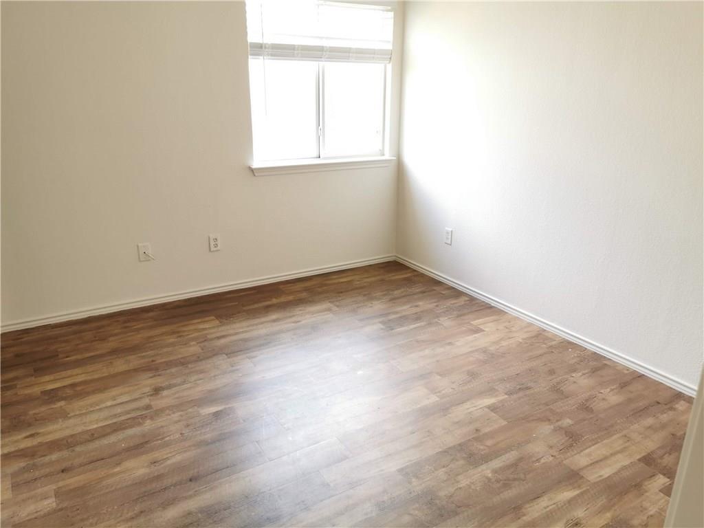 12100 Briarcreek Loop Property Photo 11