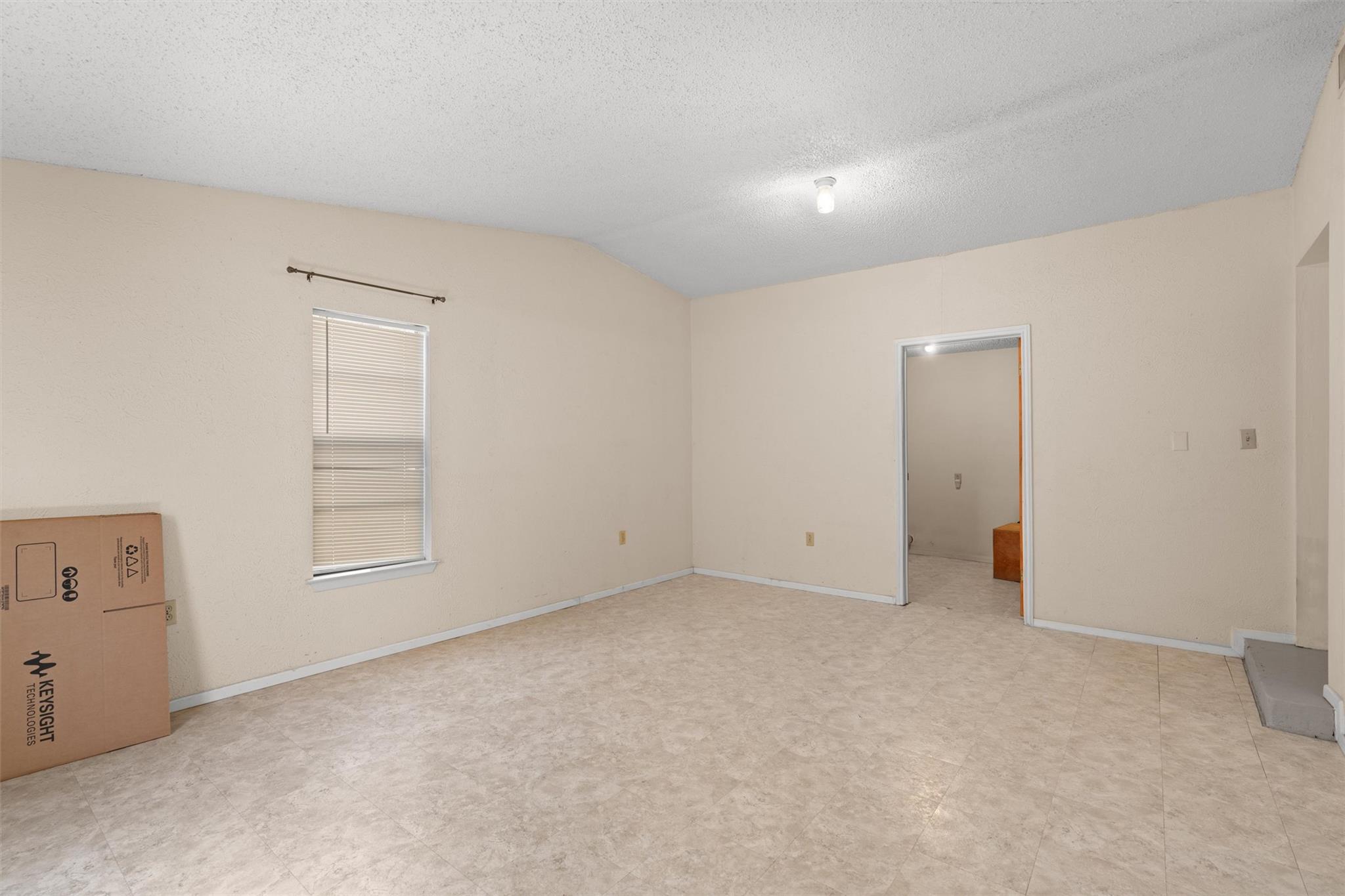 1102 Carlin Cv Property Photo 11
