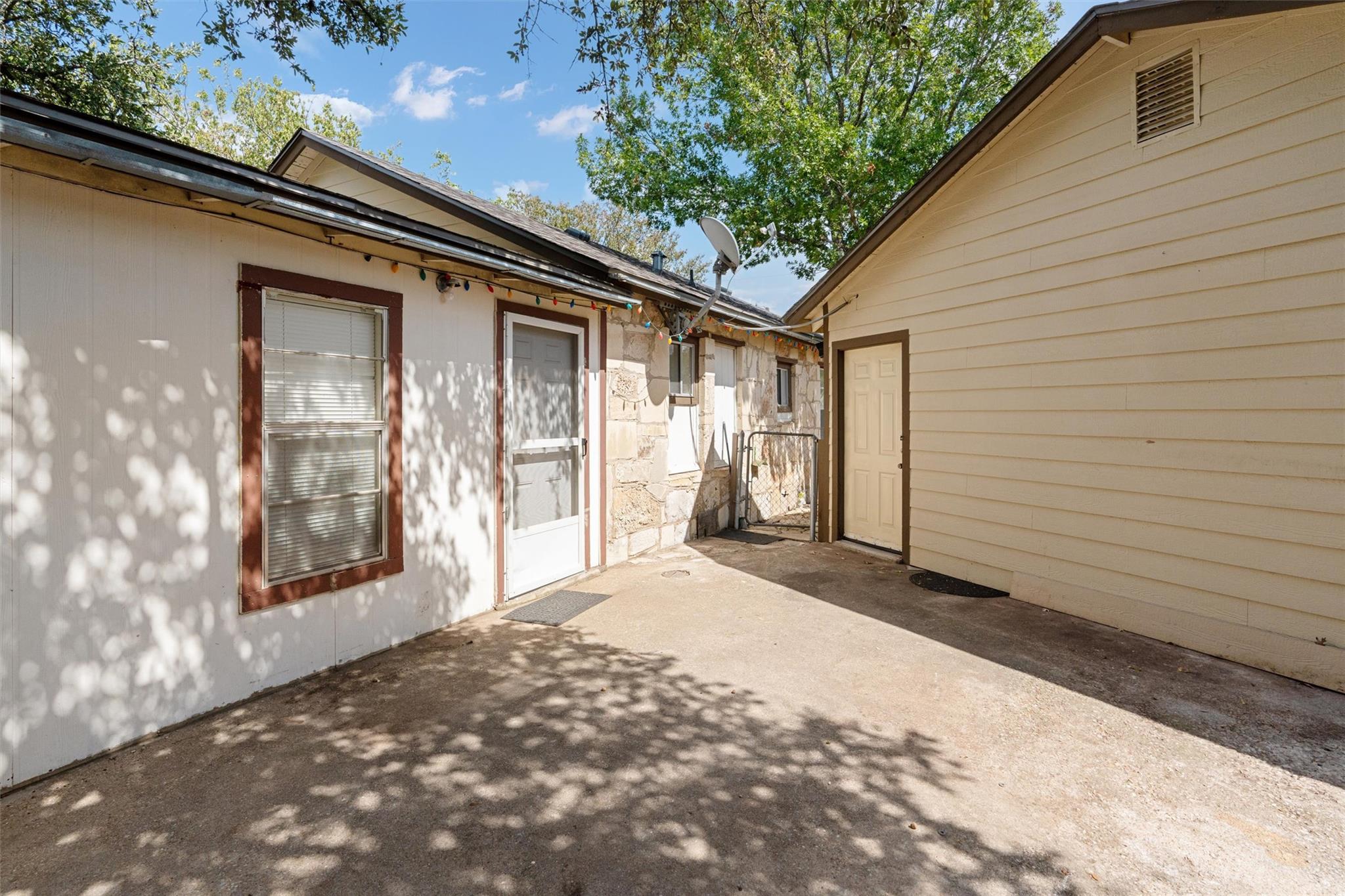 1102 Carlin Cv Property Photo 25