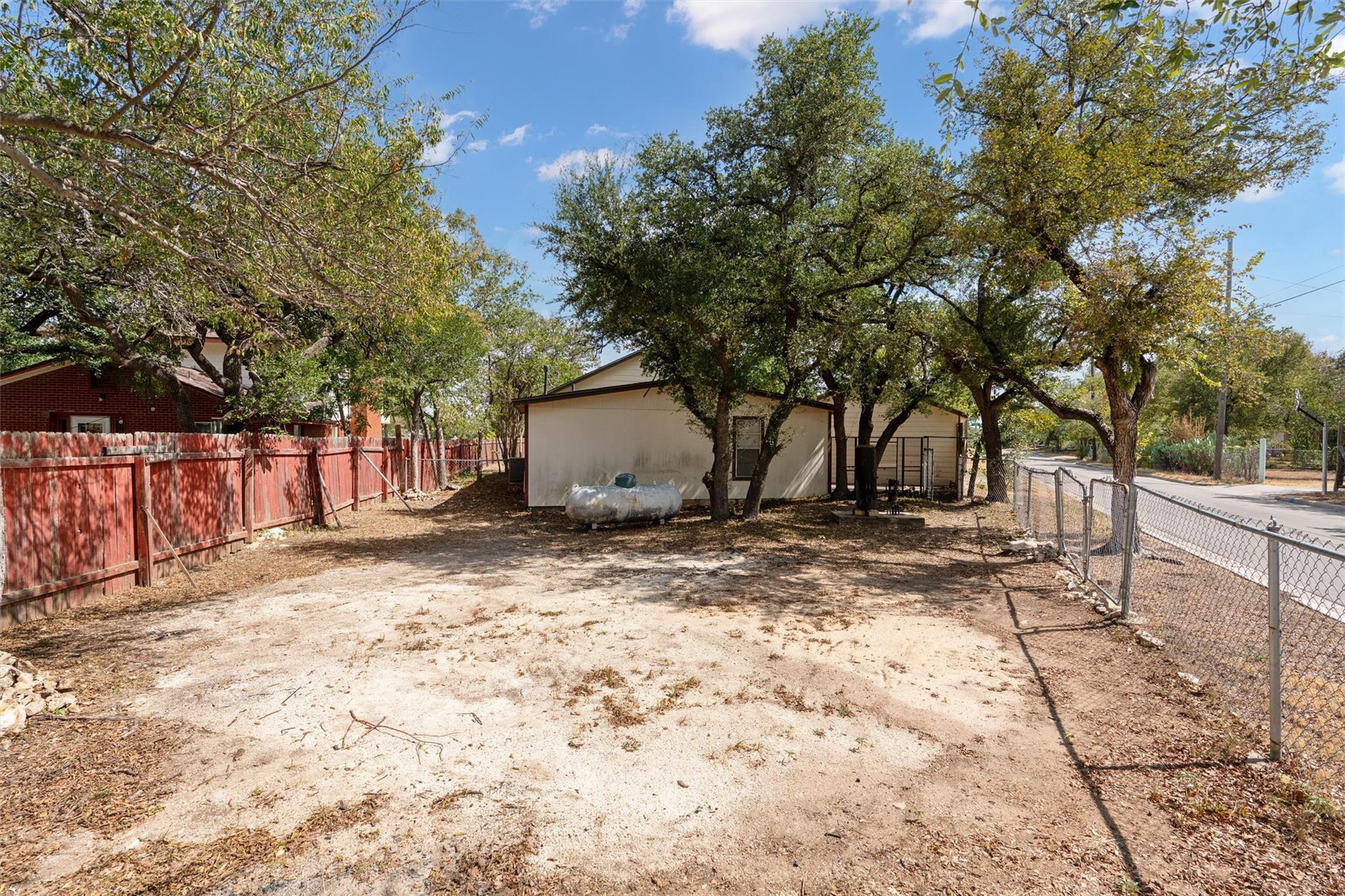 1102 Carlin Cv Property Photo 27