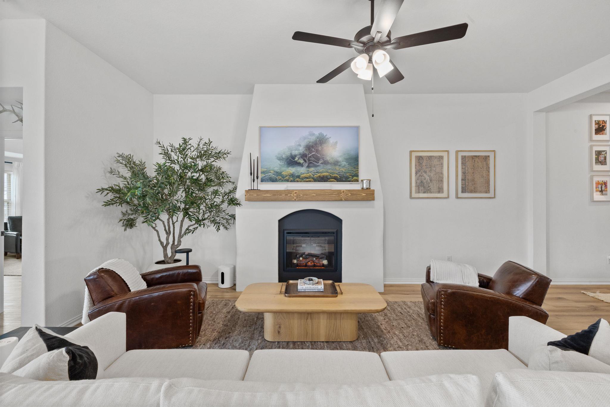 330 Bay Breeze Dr Property Photo 1