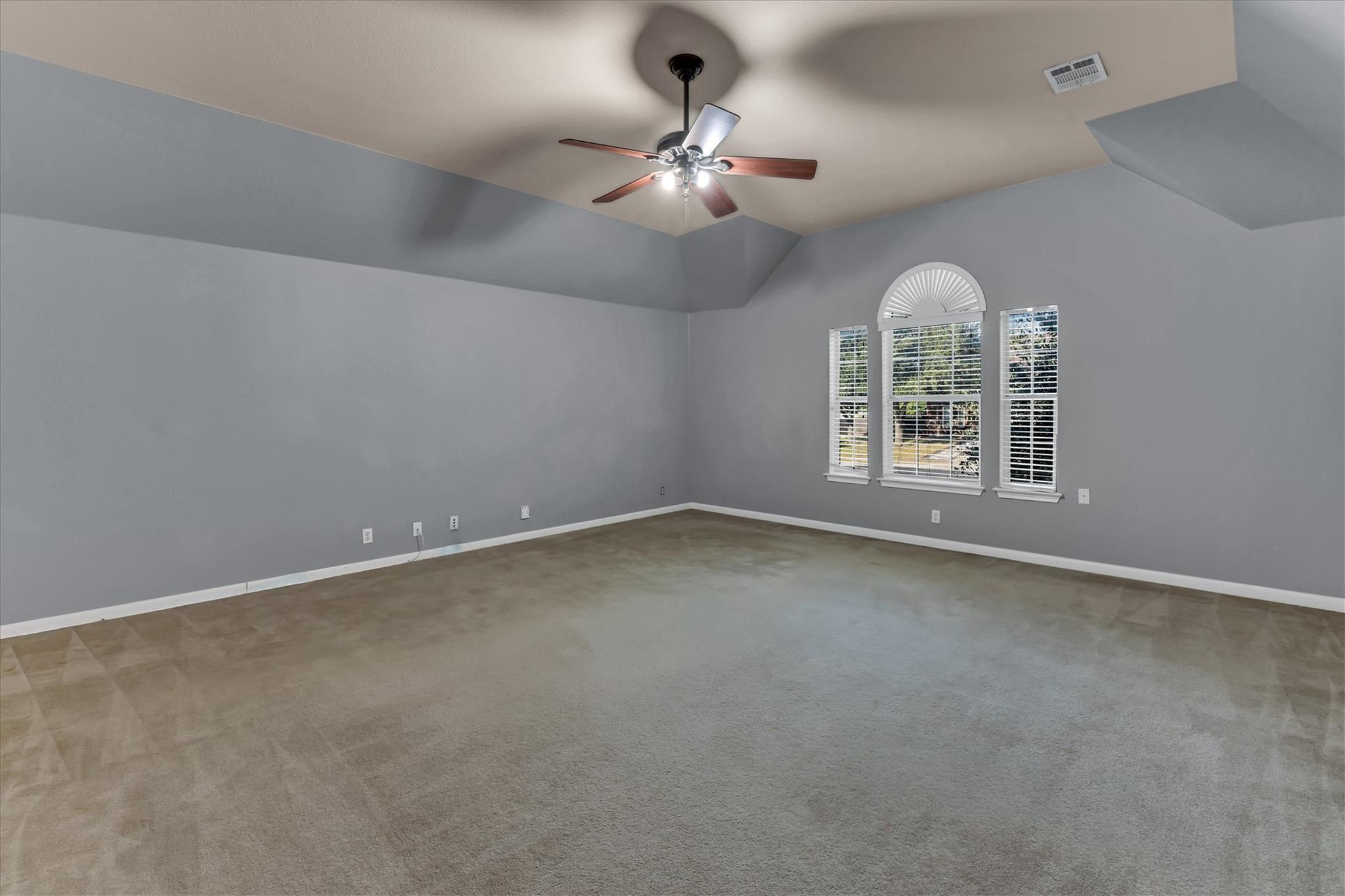 2132 Faldo Ln Property Photo 17