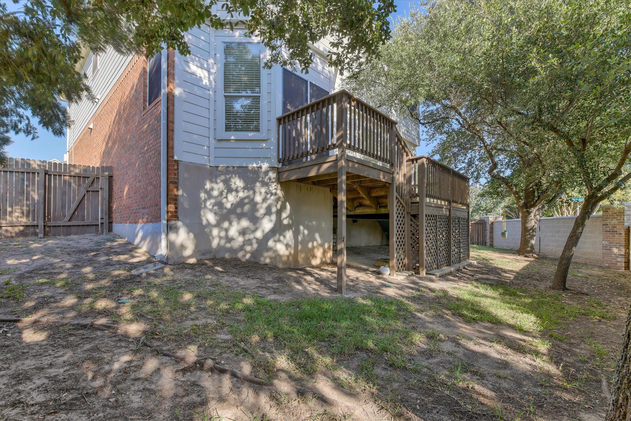 2132 Faldo Ln Property Photo 33