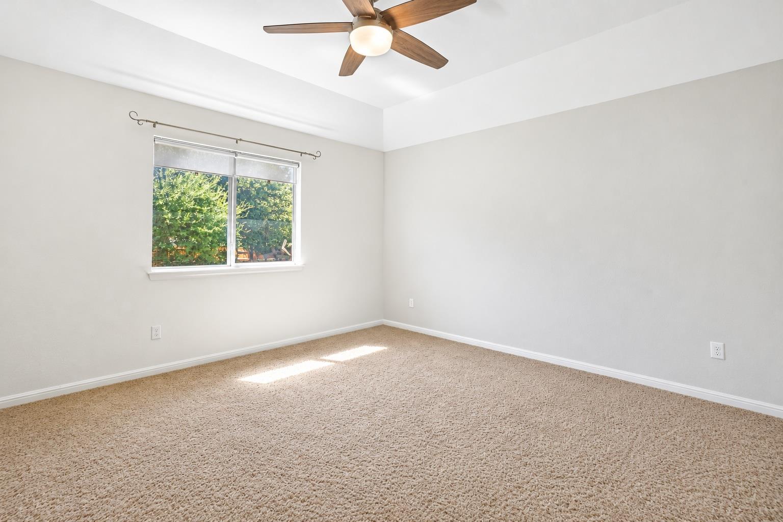 12213 Montclair Bnd Property Photo 22