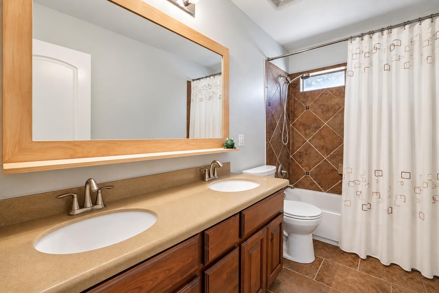 12213 Montclair Bnd Property Photo 23