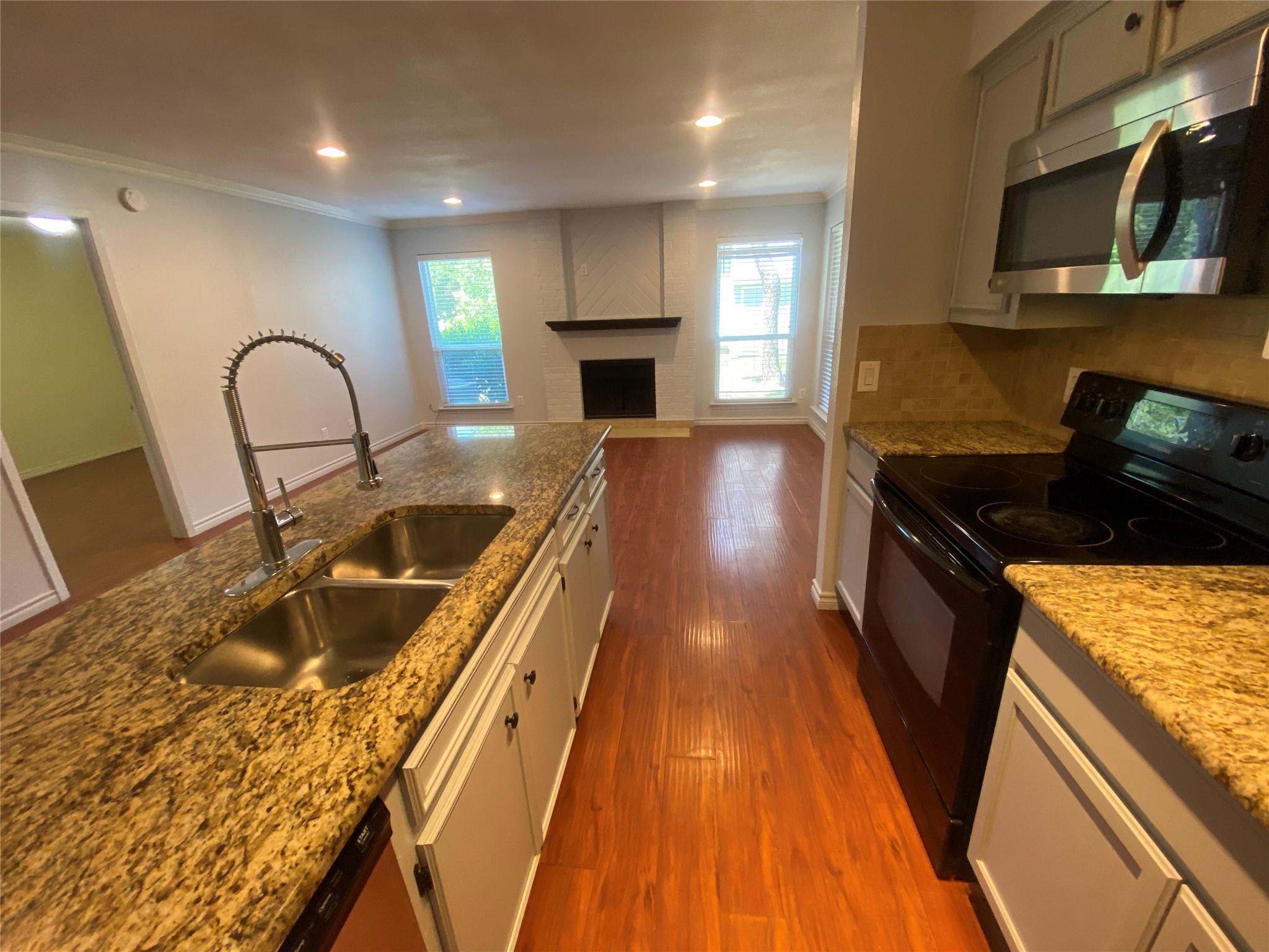 10616 Mellow Meadows Dr Mdws #11d Property Photo 10