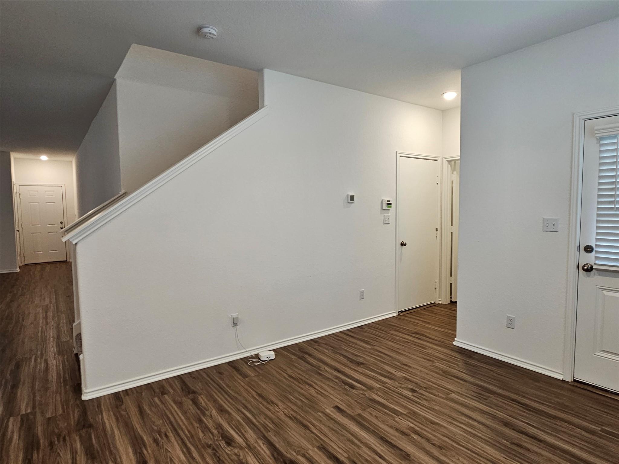 913 Legends Ln Property Photo 14