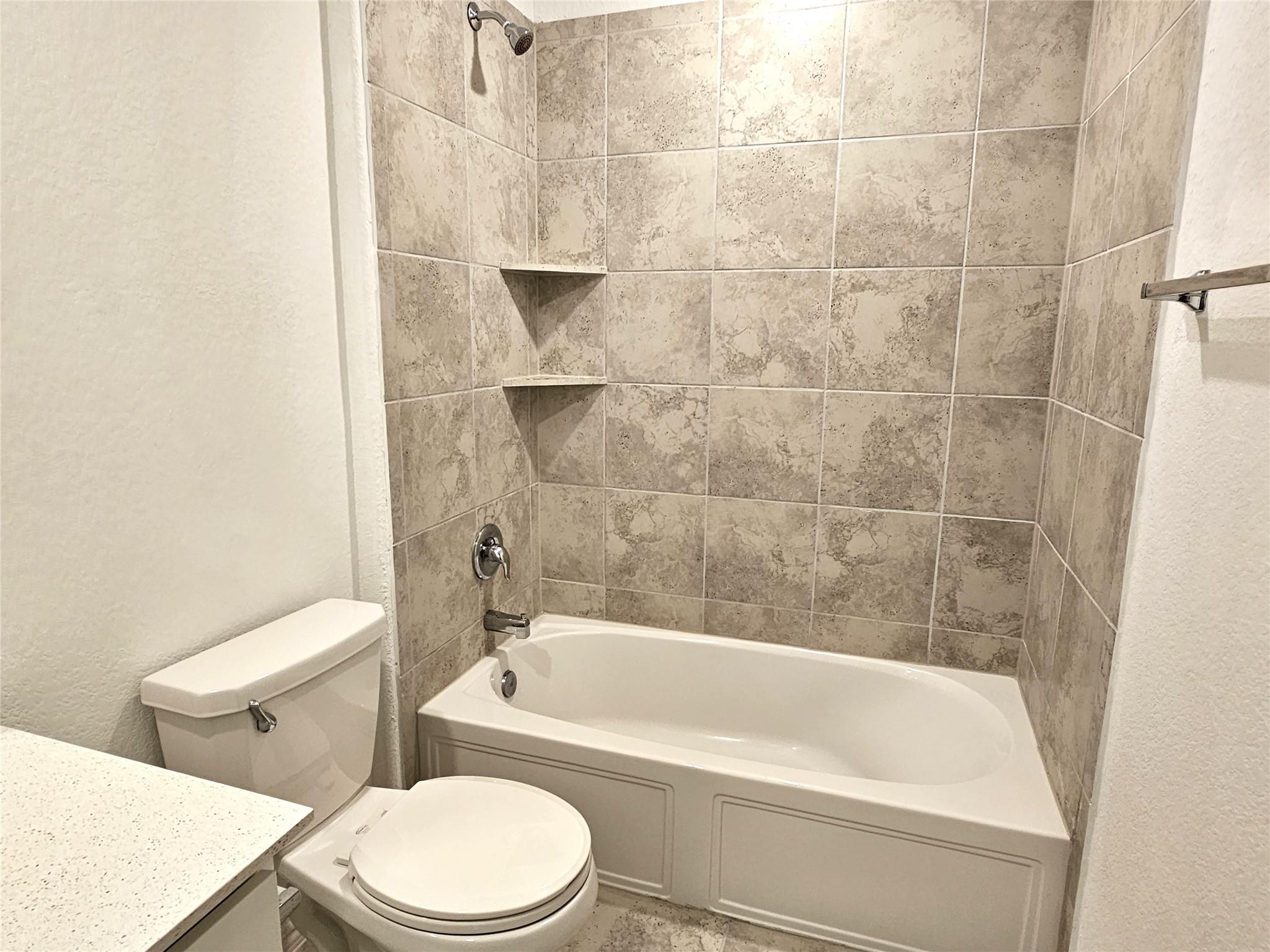913 Legends Ln Property Photo 26